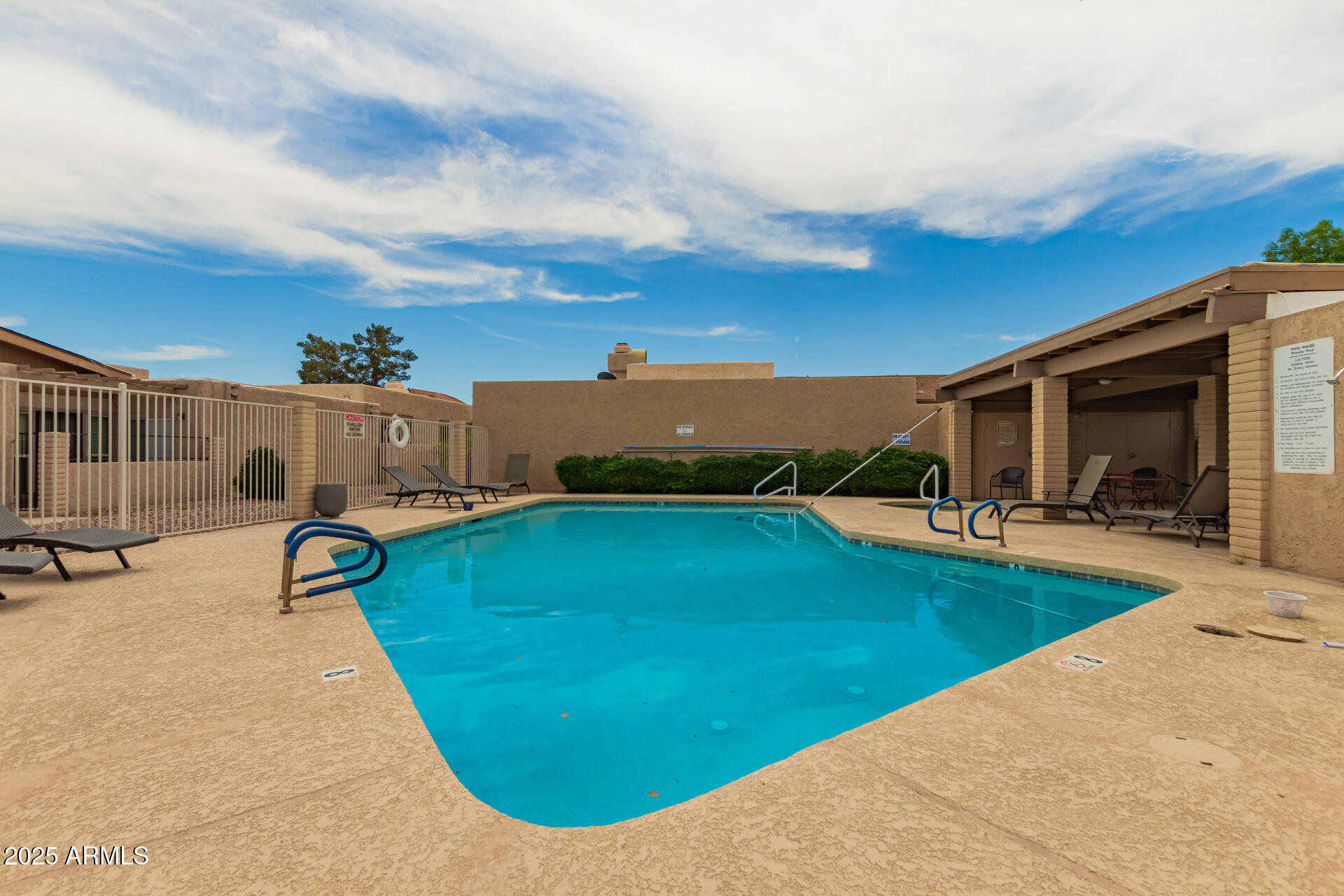 1217 N MILLER Road, 32