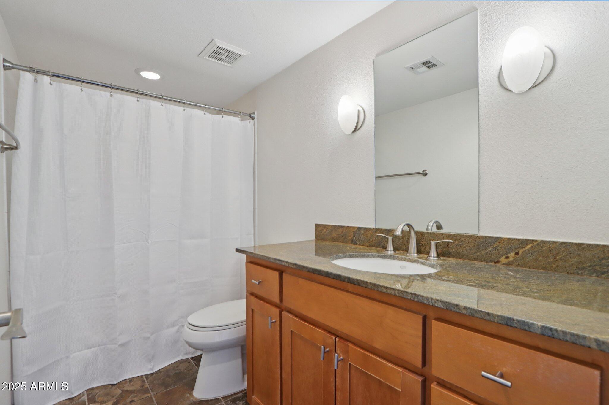 4704 E PARADISE VILLAGE Parkway N, 321