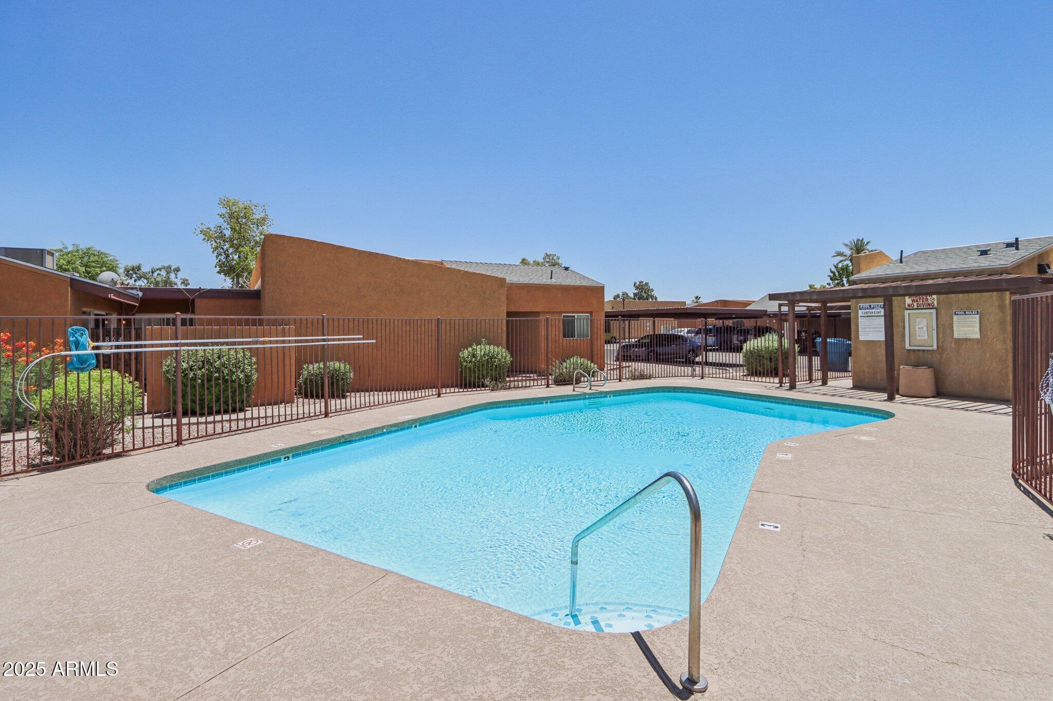921 S HACIENDA Drive