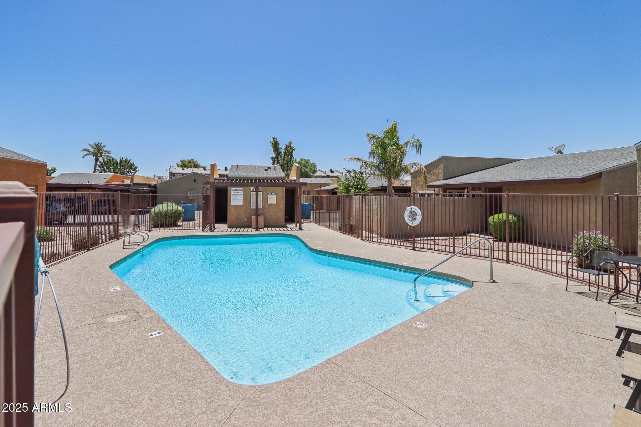 921 S HACIENDA Drive
