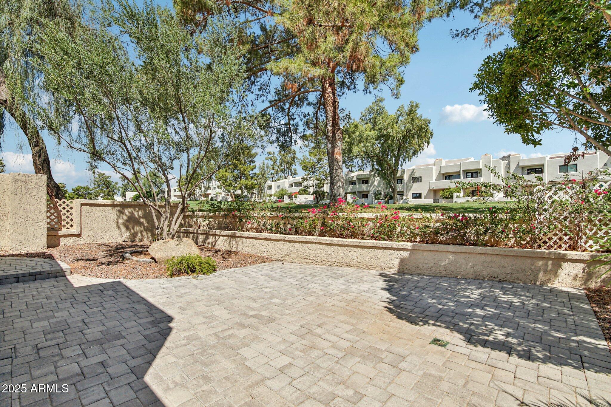 2626 E ARIZONA BILTMORE Circle, 14
