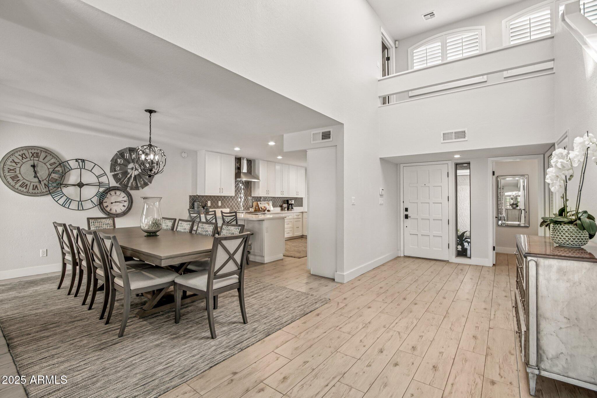 2626 E ARIZONA BILTMORE Circle, 14