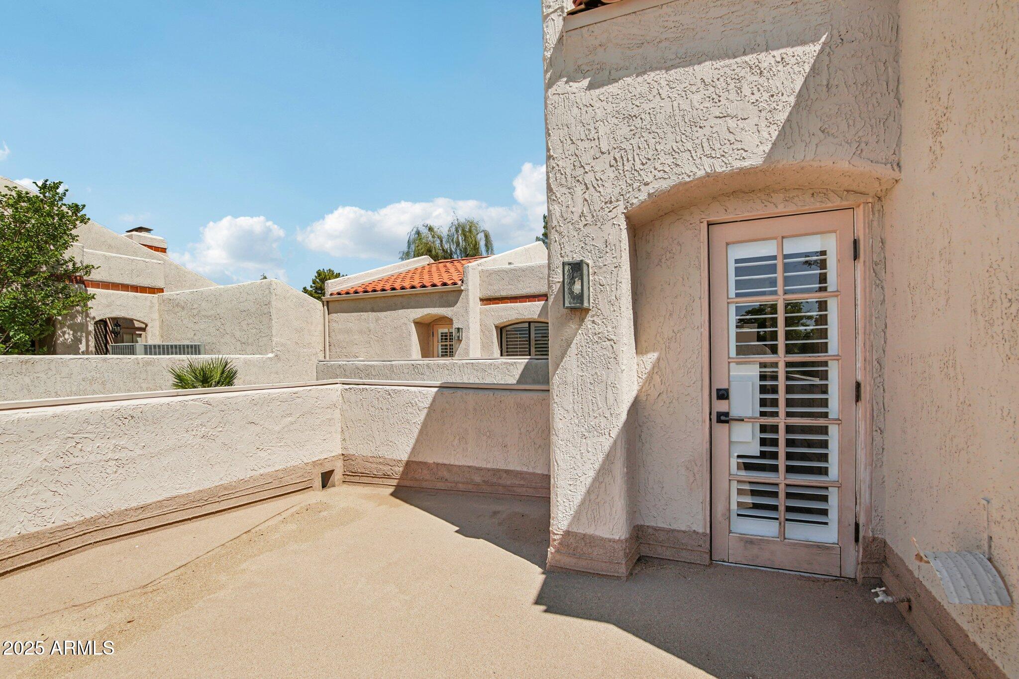 2626 E ARIZONA BILTMORE Circle, 14