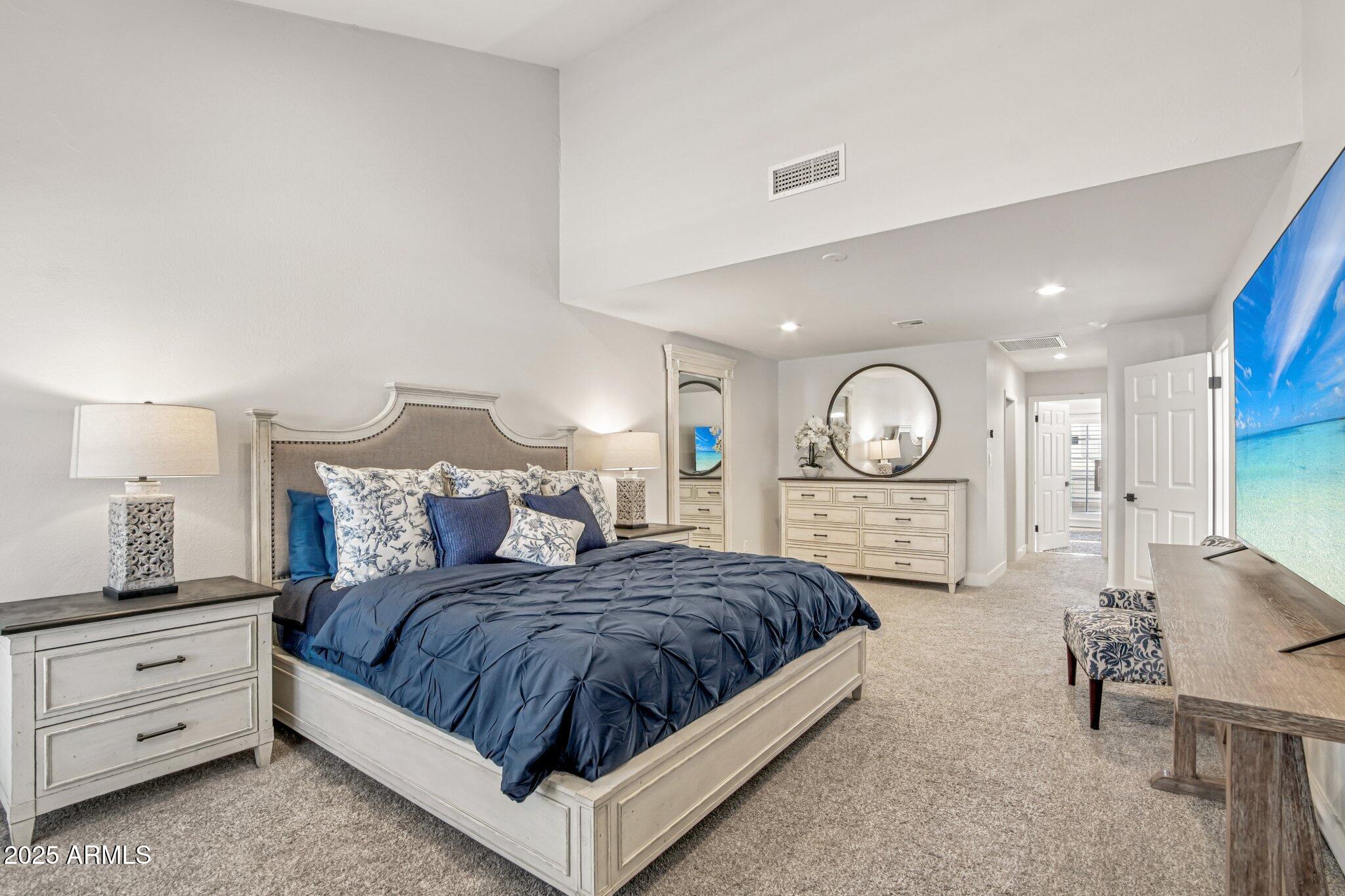 2626 E ARIZONA BILTMORE Circle, 14