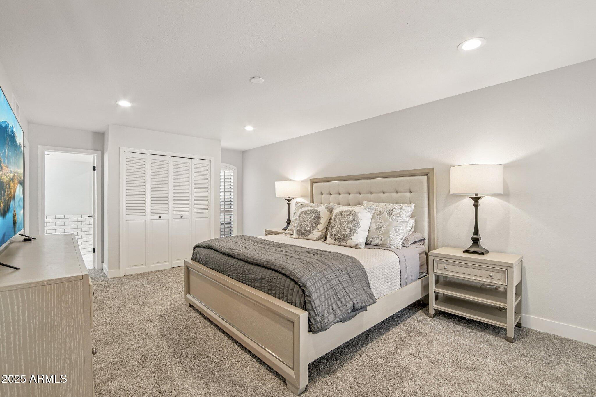 2626 E ARIZONA BILTMORE Circle, 14