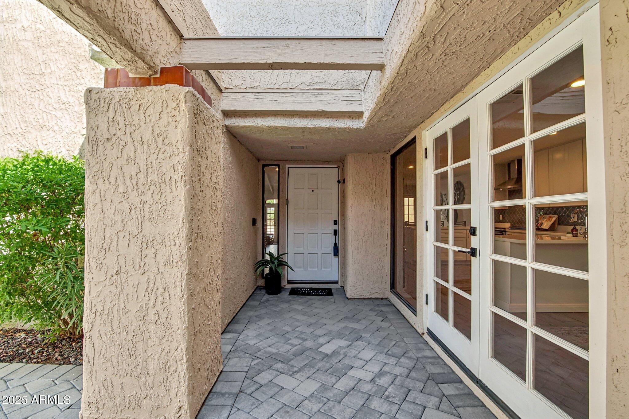 2626 E ARIZONA BILTMORE Circle, 14