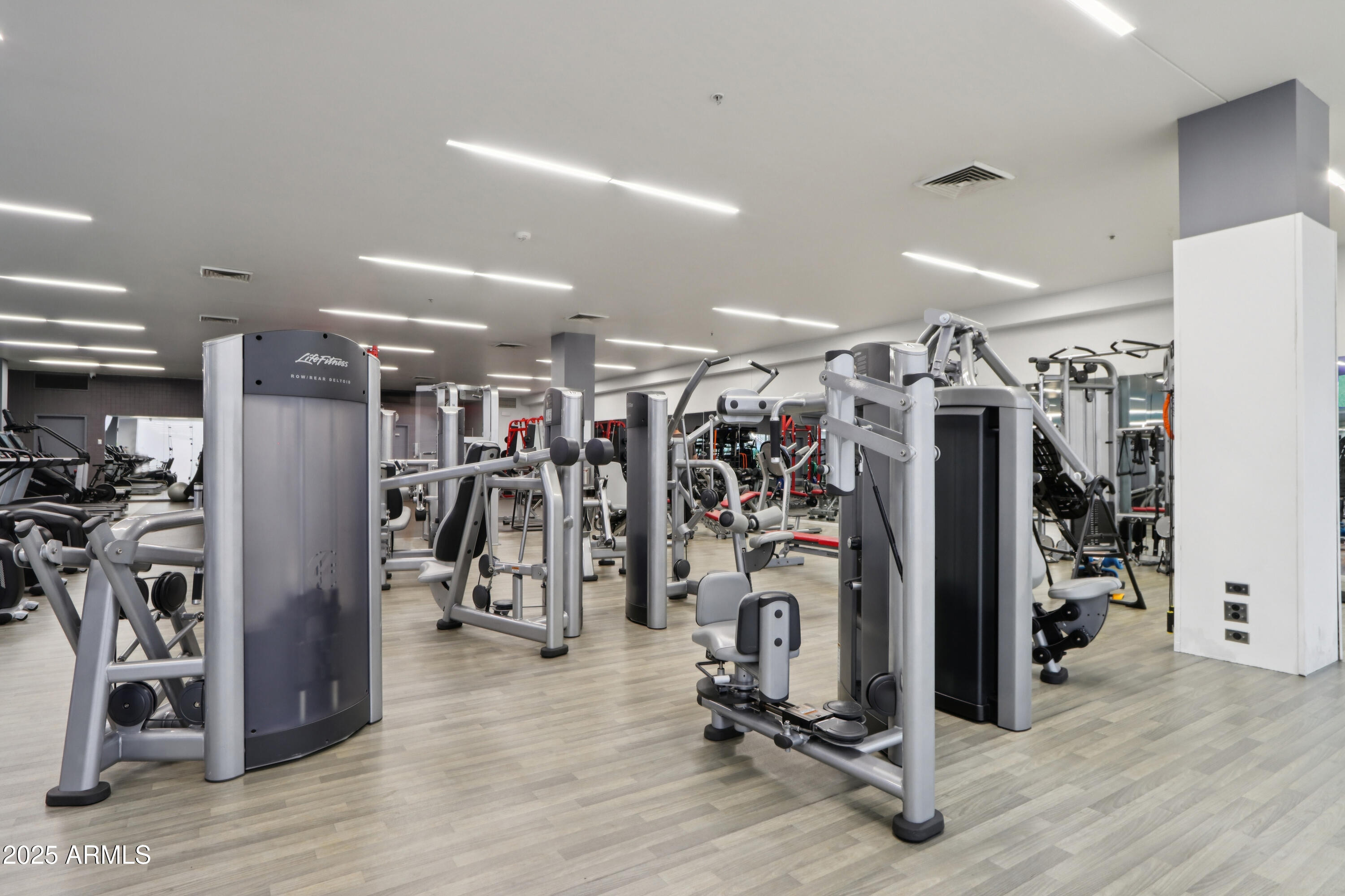 7147 E RANCHO VISTA Drive 5003