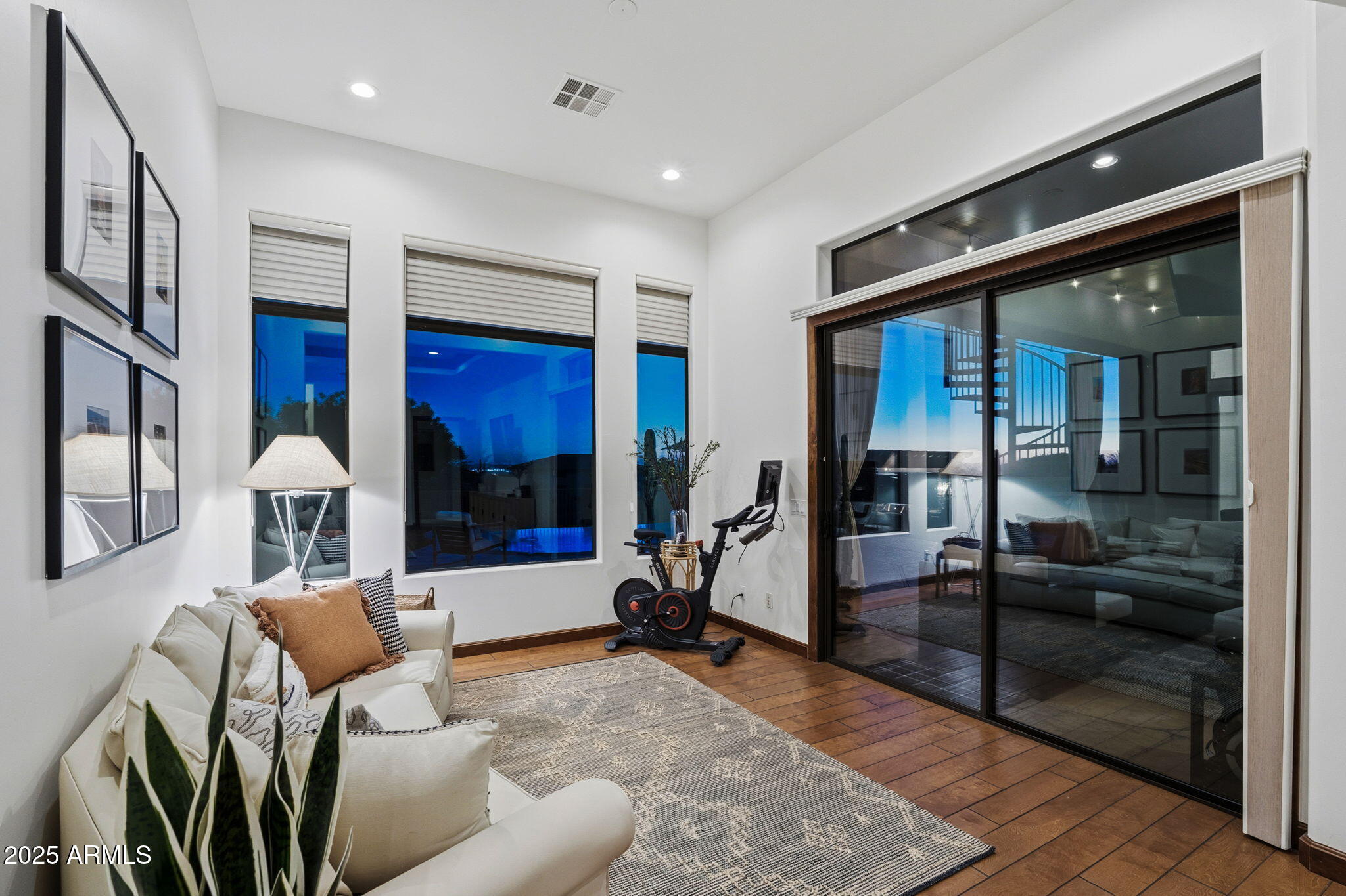 11409 E MINTON Street