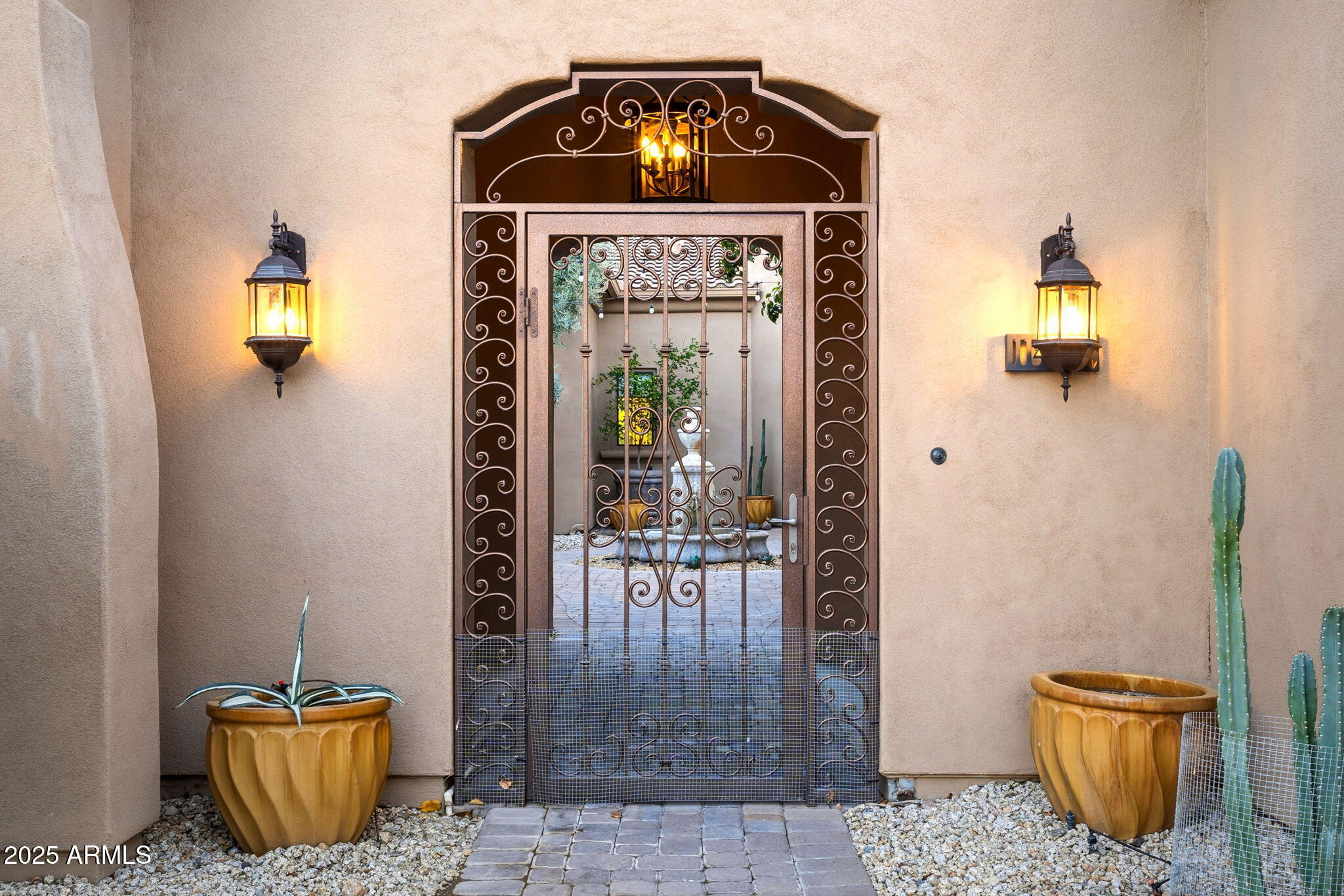 11409 E MINTON Street