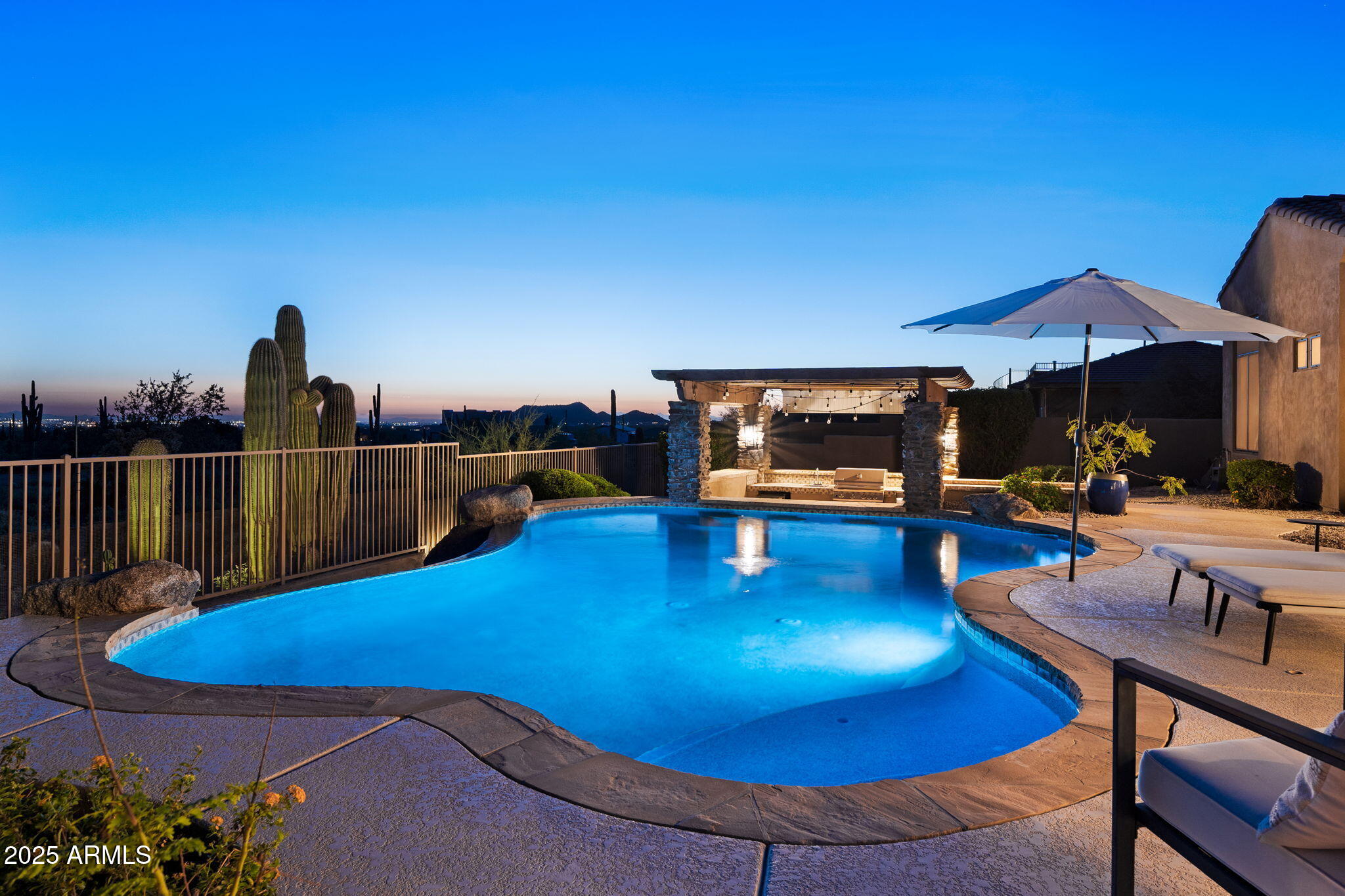 11409 E MINTON Street