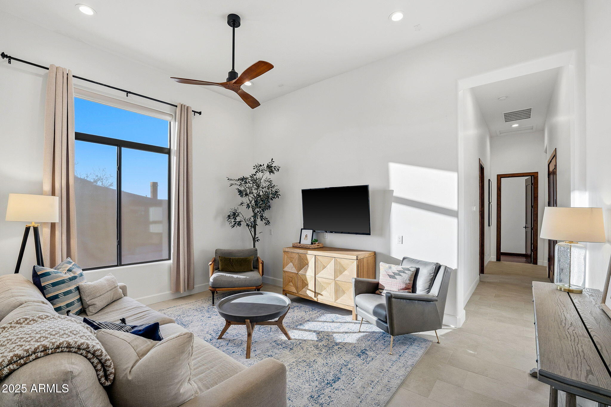 11409 E MINTON Street