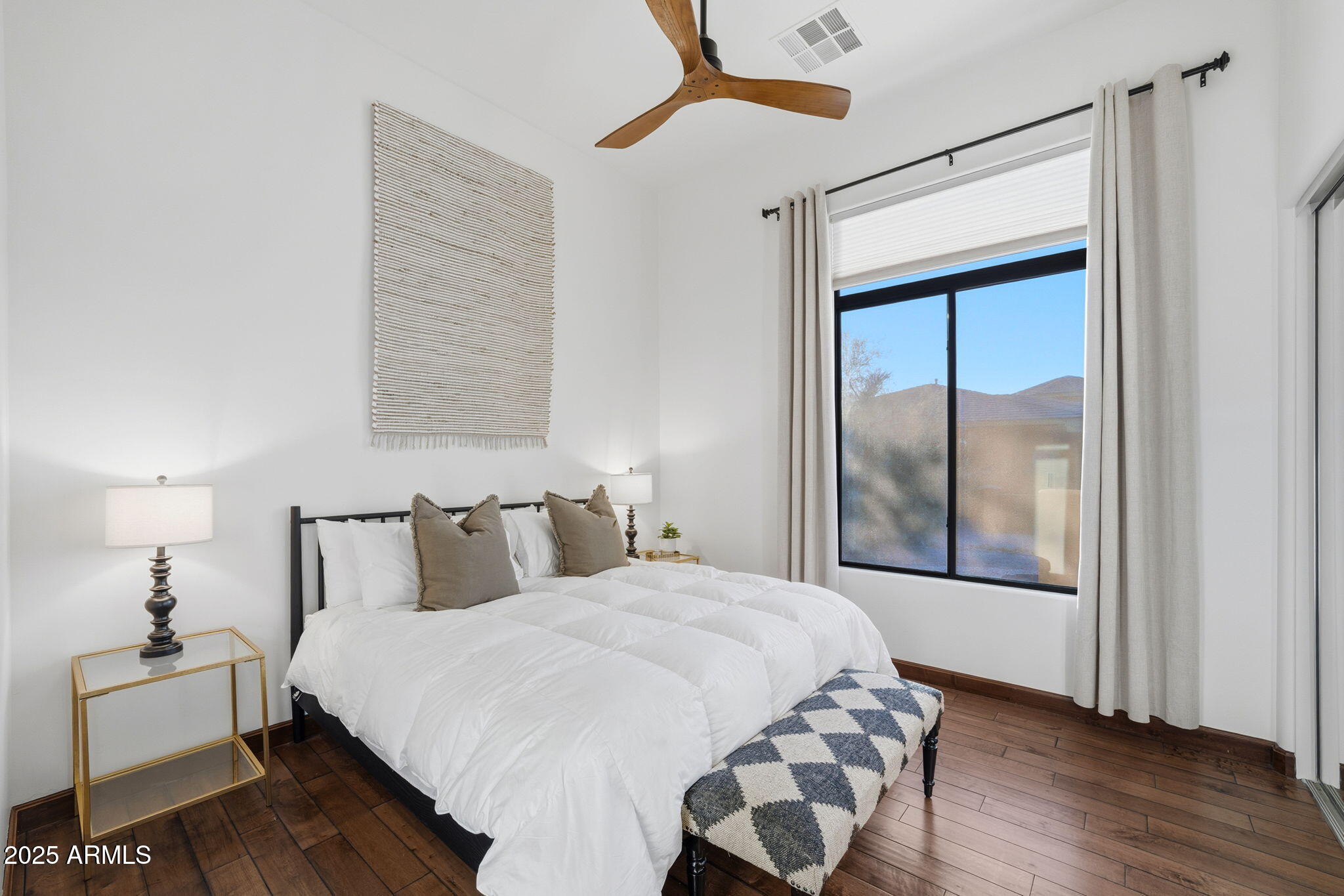 11409 E MINTON Street