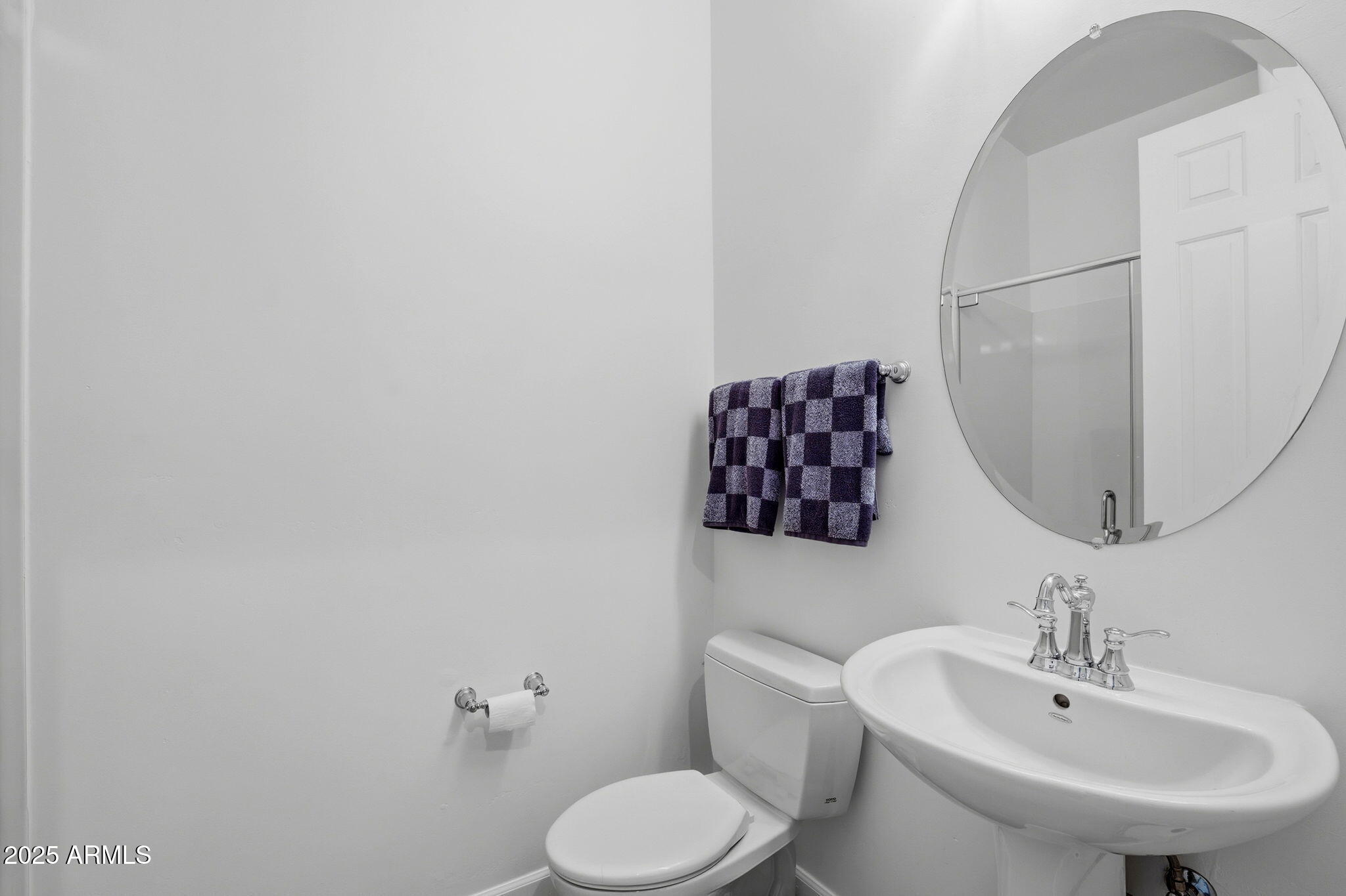 11409 E MINTON Street