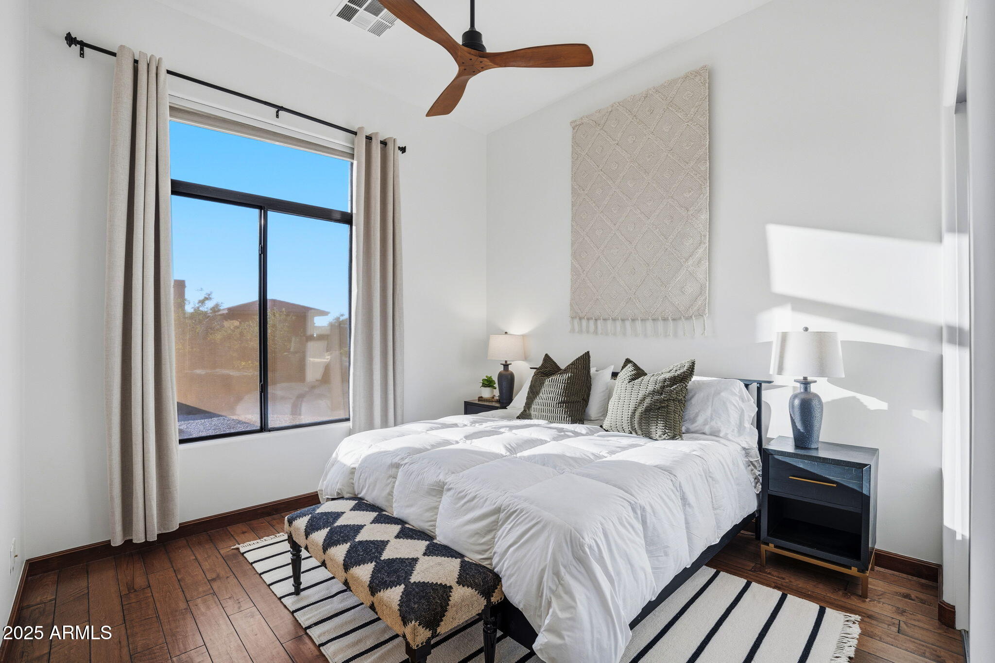 11409 E MINTON Street