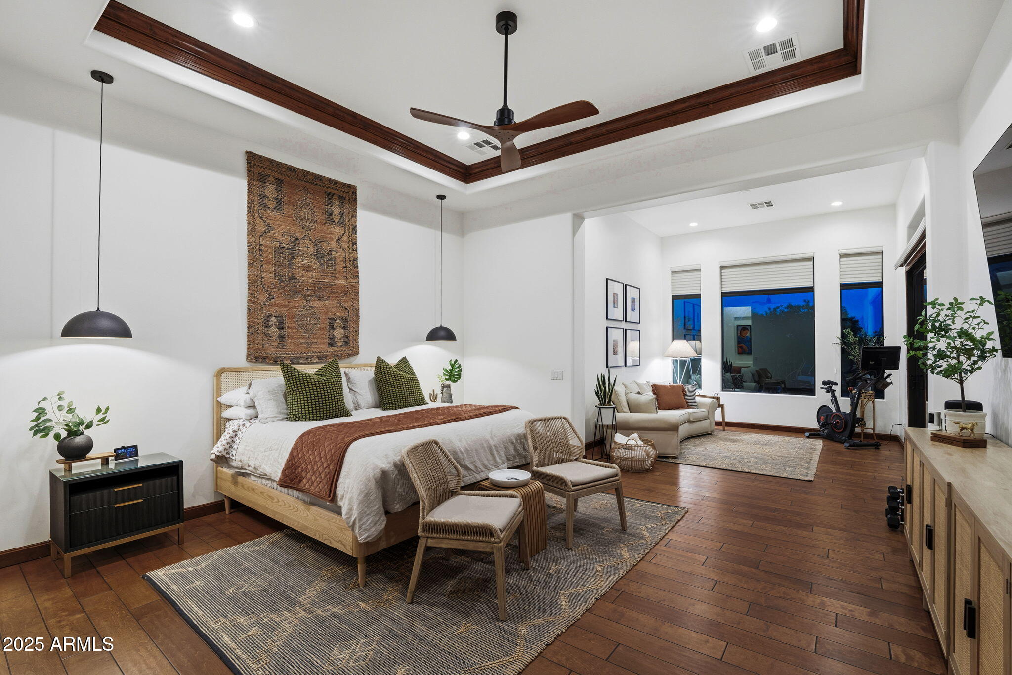 11409 E MINTON Street