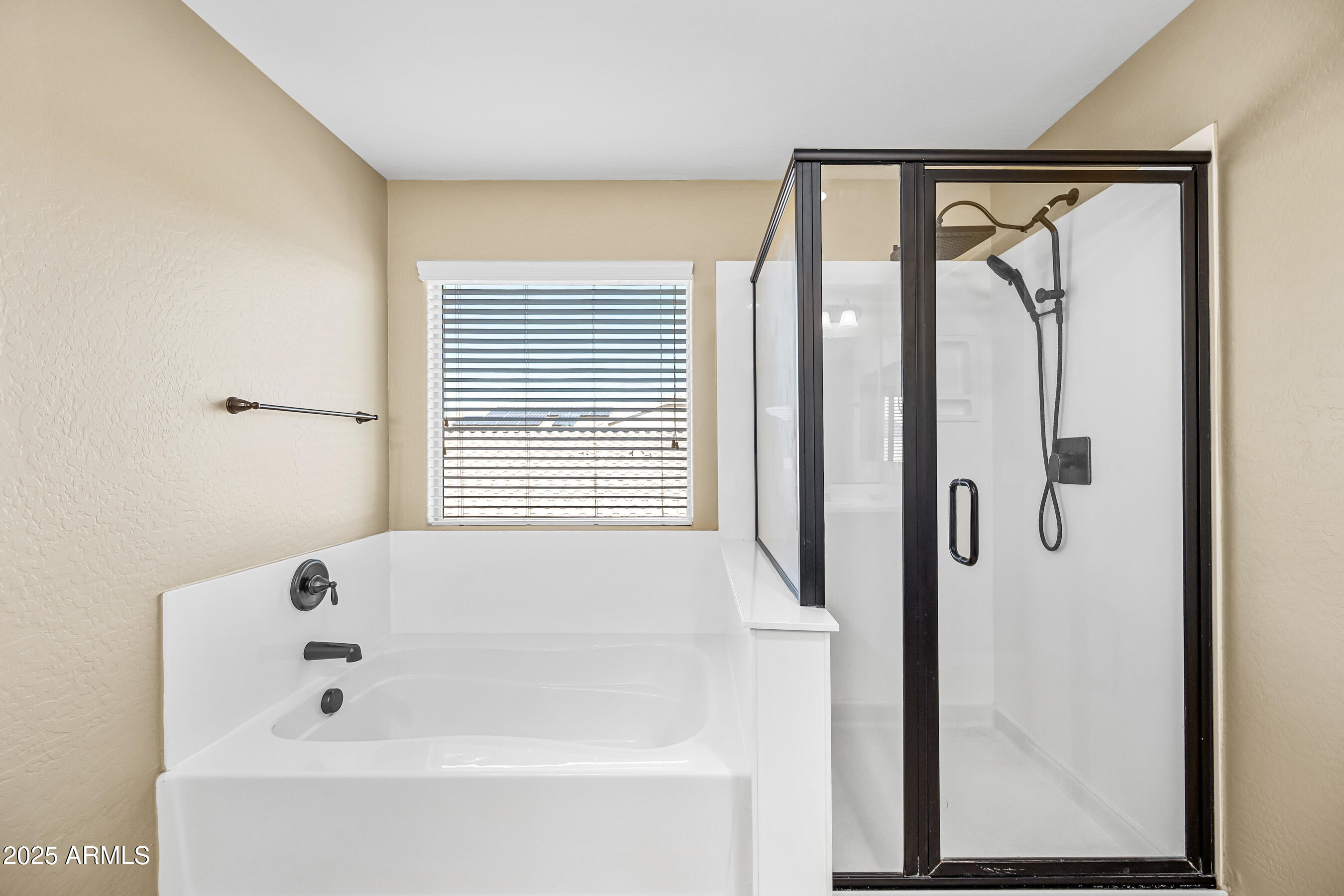 40863 N Olive Street