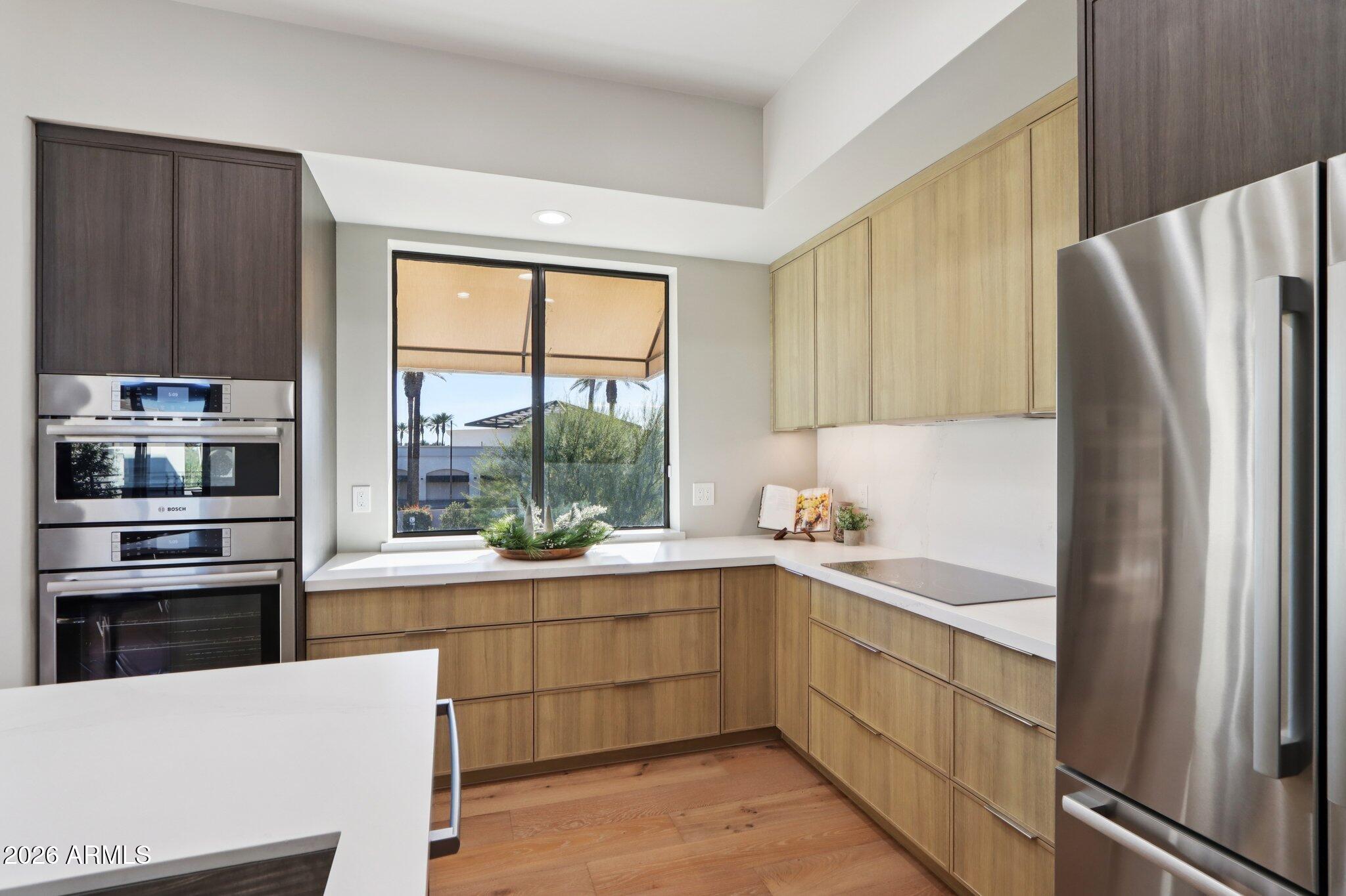 8989 N GAINEY CENTER Drive 237