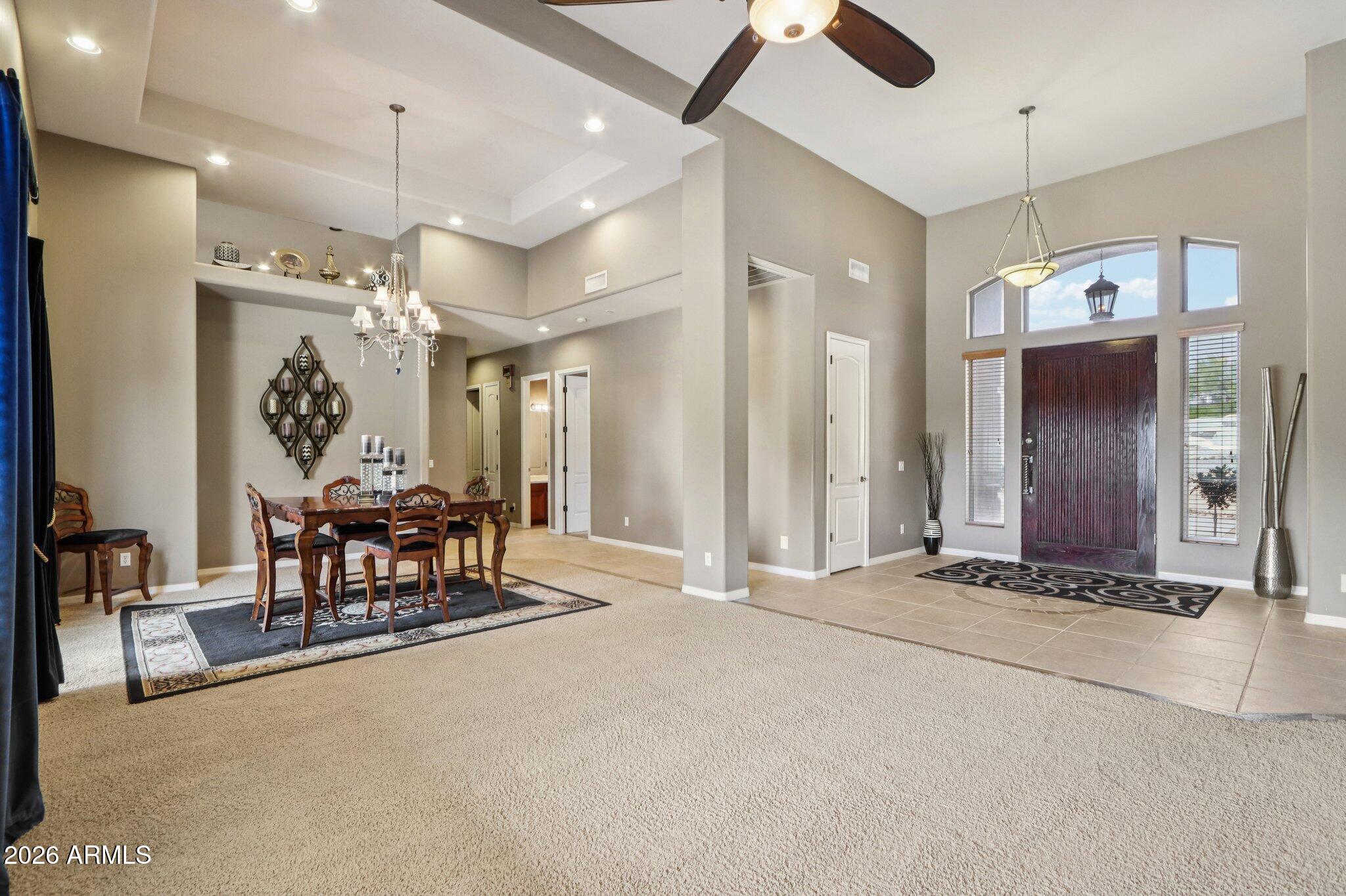 3019 W CARRIAGE Drive