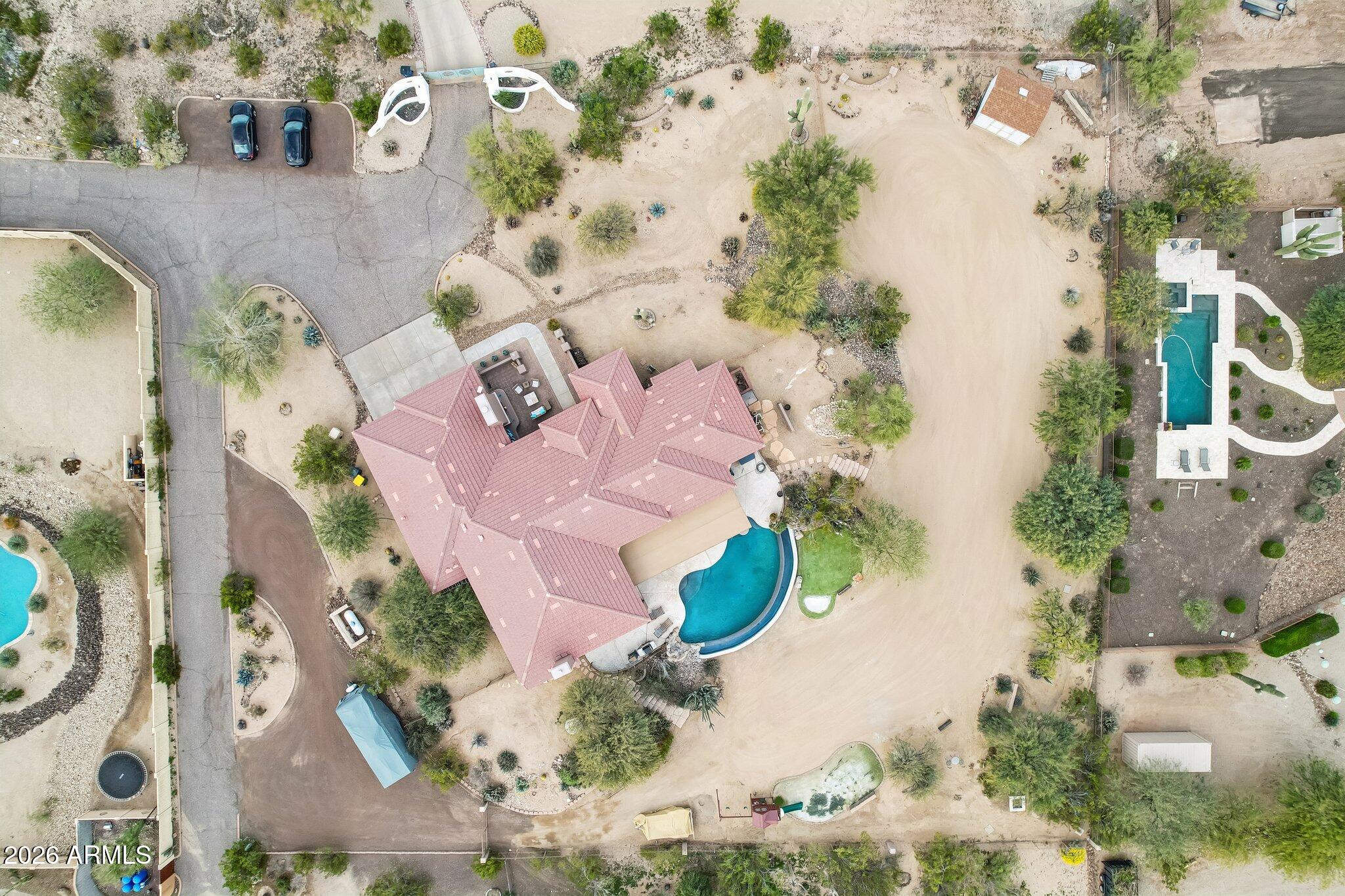 3019 W CARRIAGE Drive