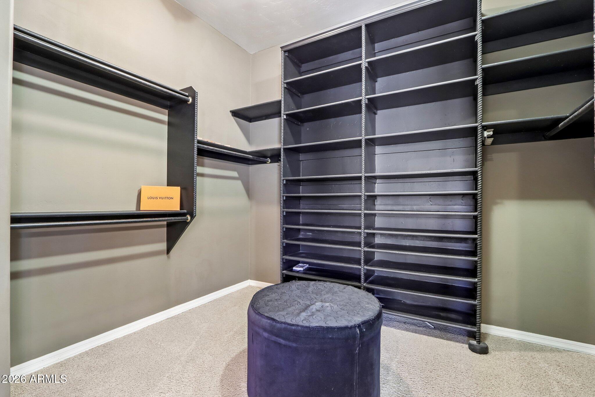 3019 W CARRIAGE Drive
