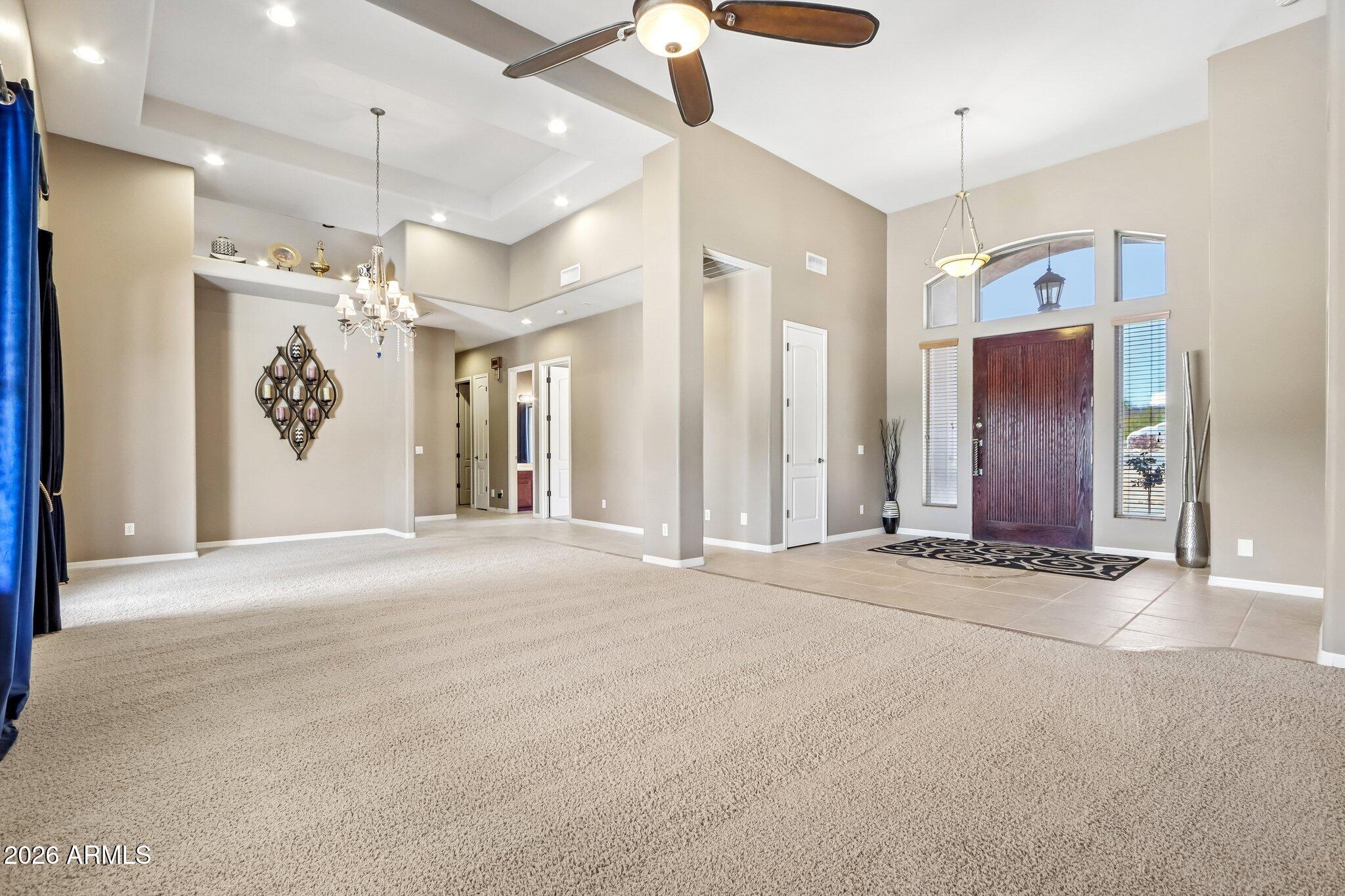 3019 W CARRIAGE Drive