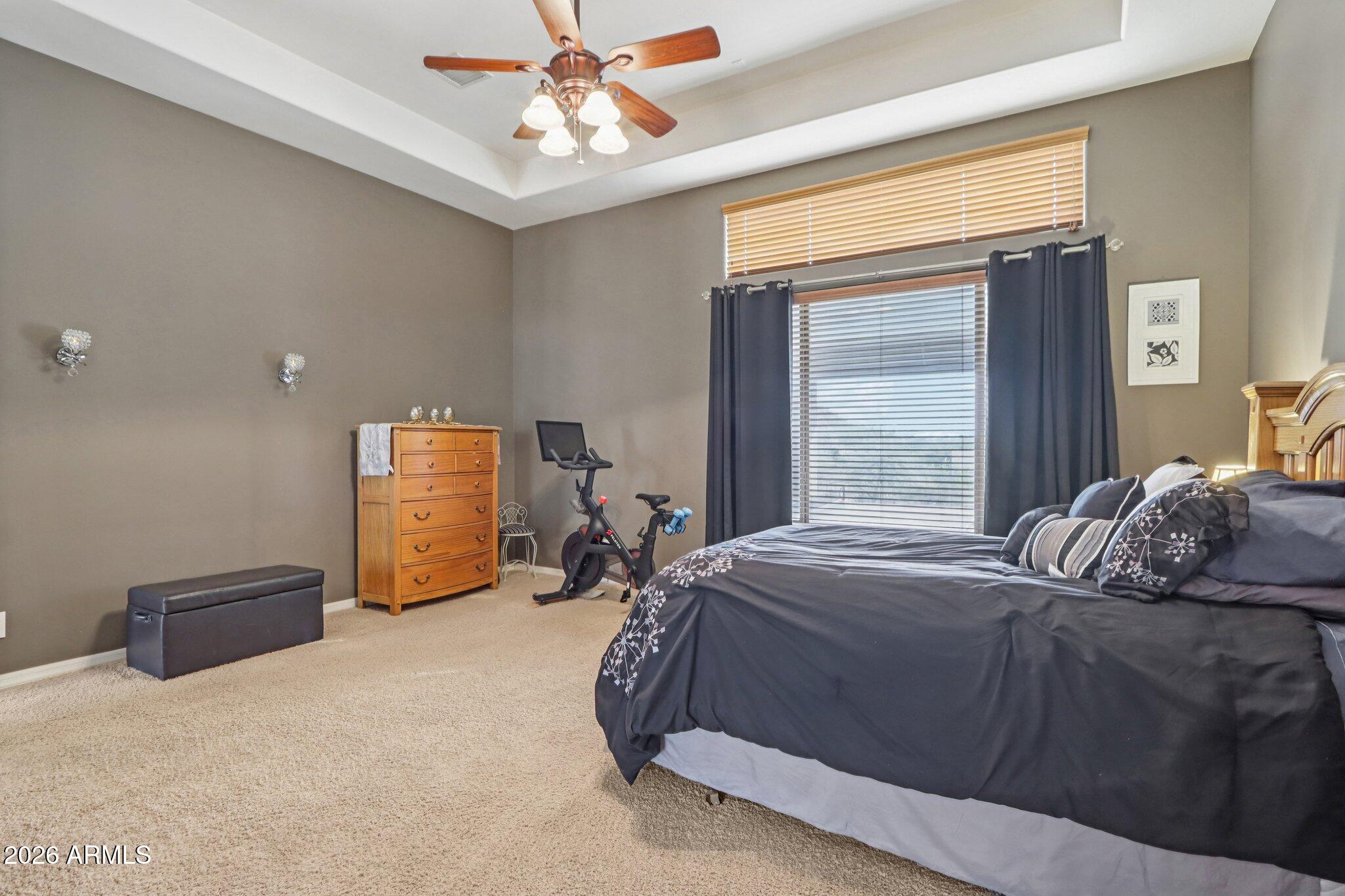 3019 W CARRIAGE Drive