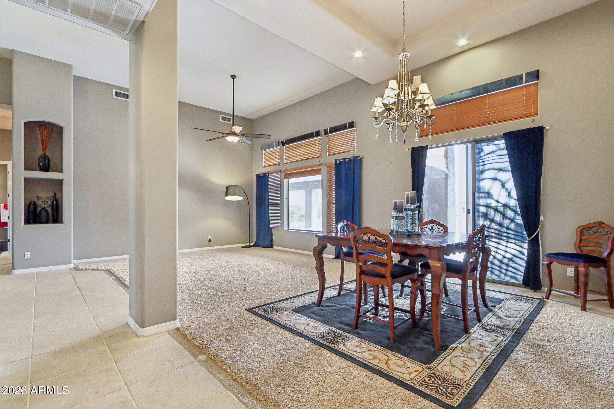 3019 W CARRIAGE Drive