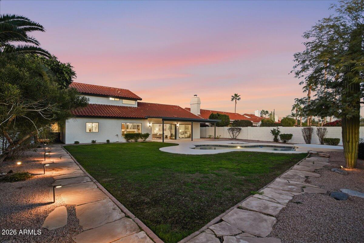 10555 E BELLA VISTA Drive