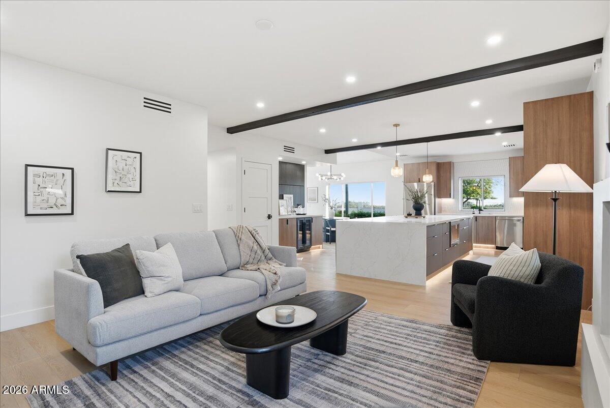 10555 E BELLA VISTA Drive