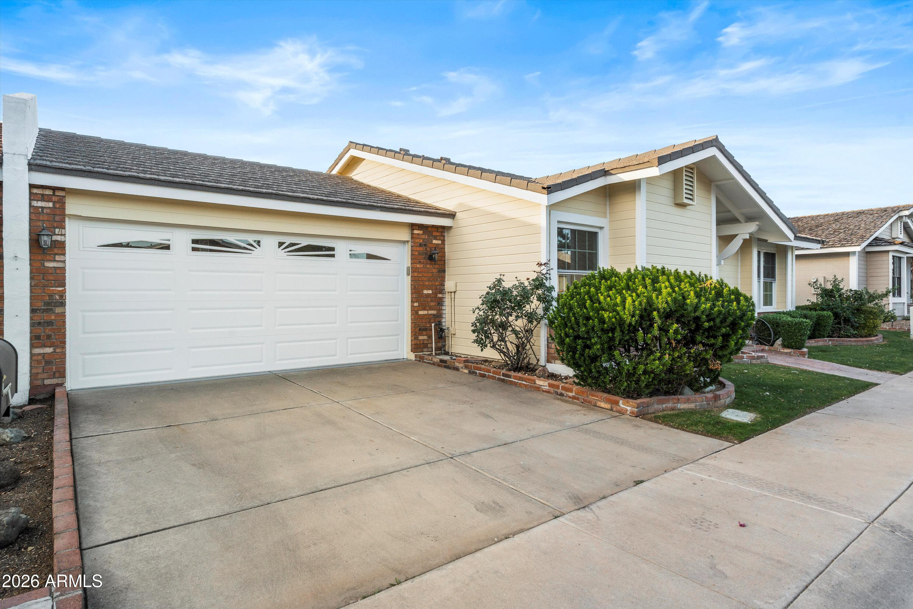 133 E CAMPO BELLO Drive