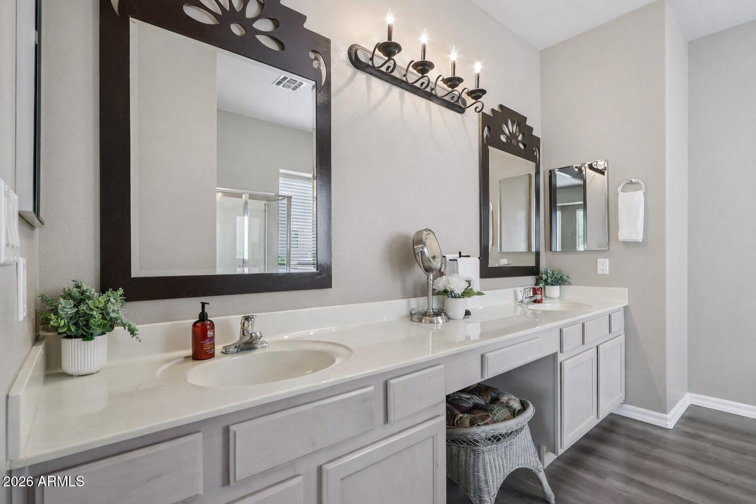 5727 S GOLDEN BARREL Court