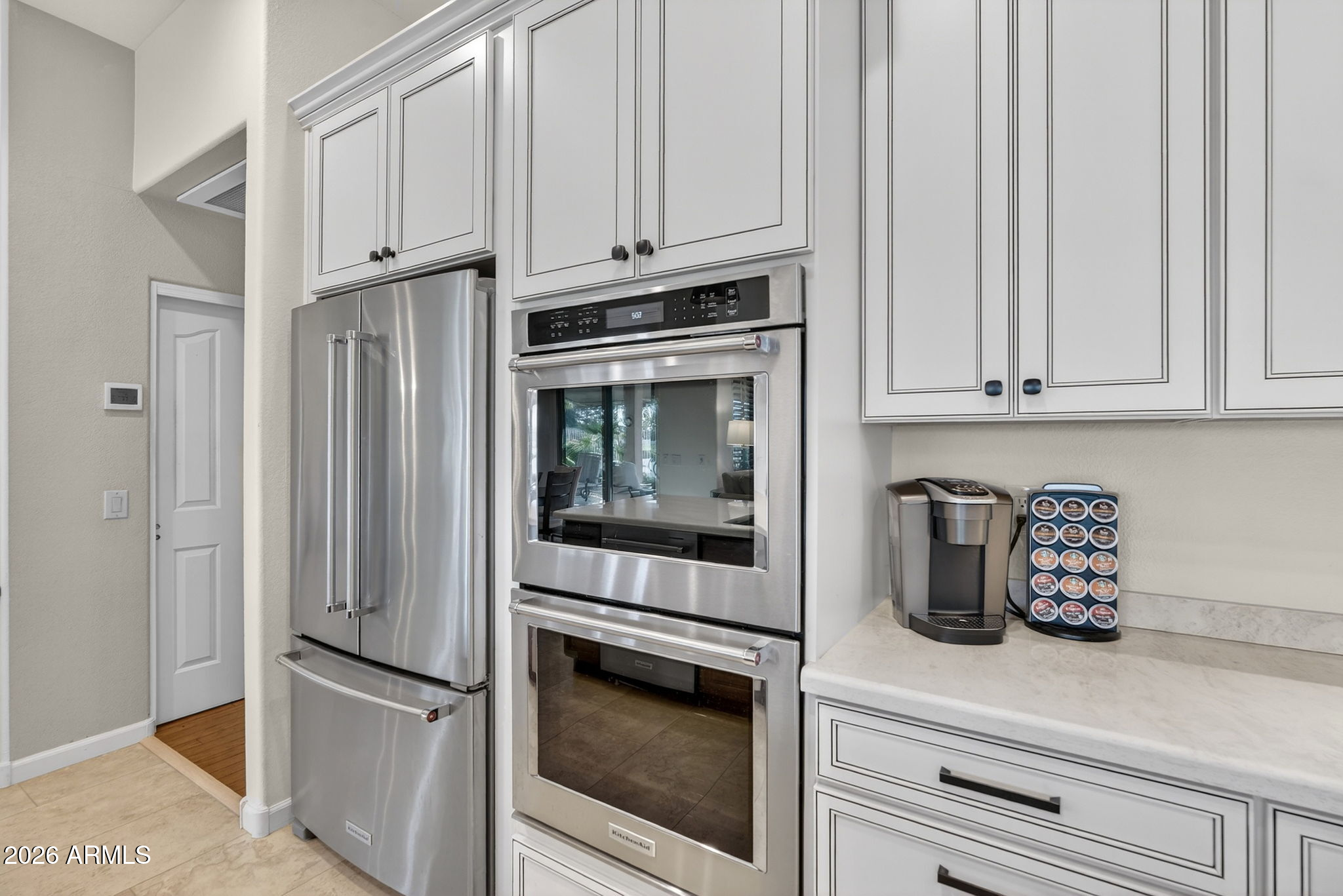 481 W ELMWOOD Place