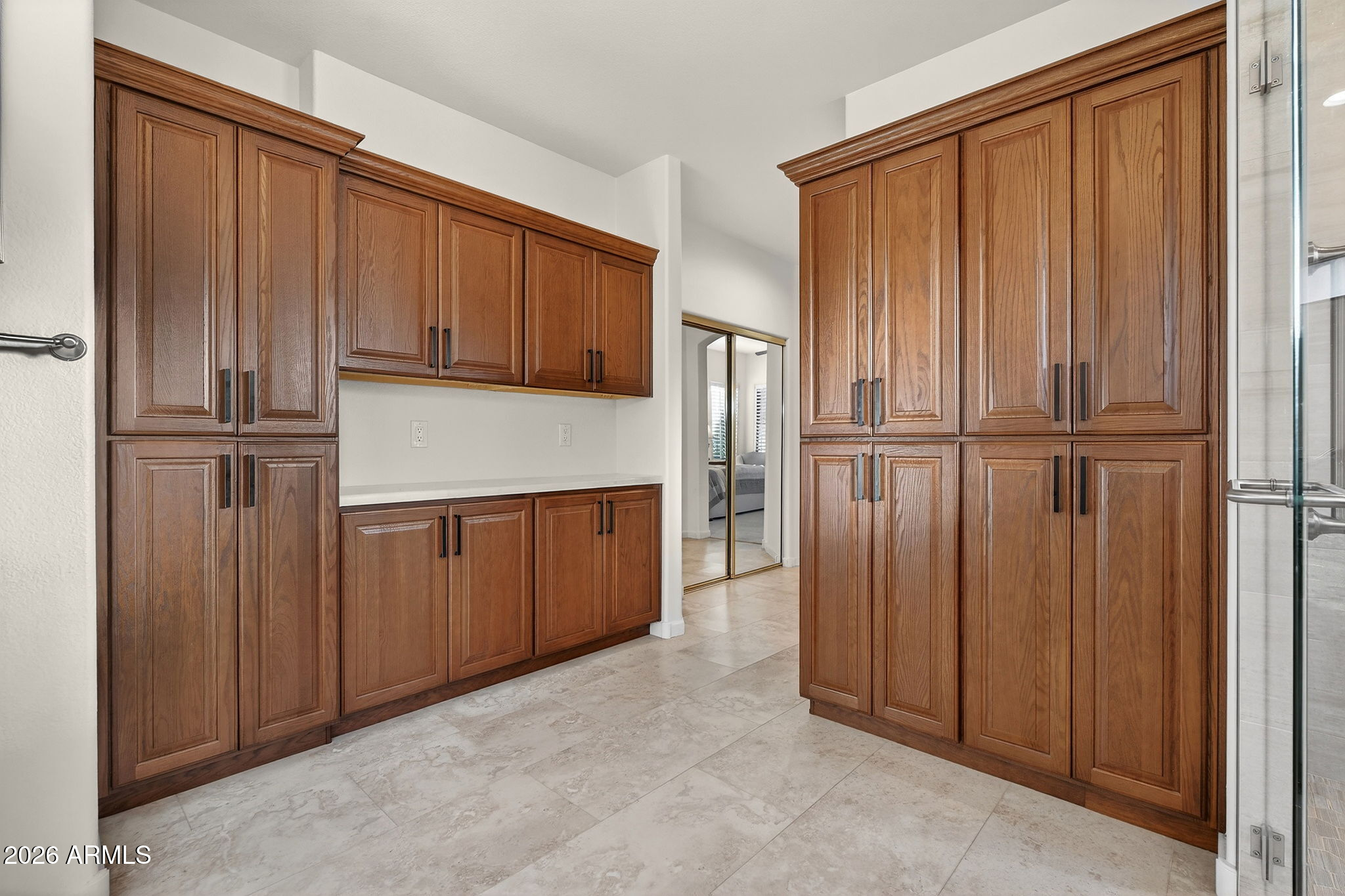 481 W ELMWOOD Place