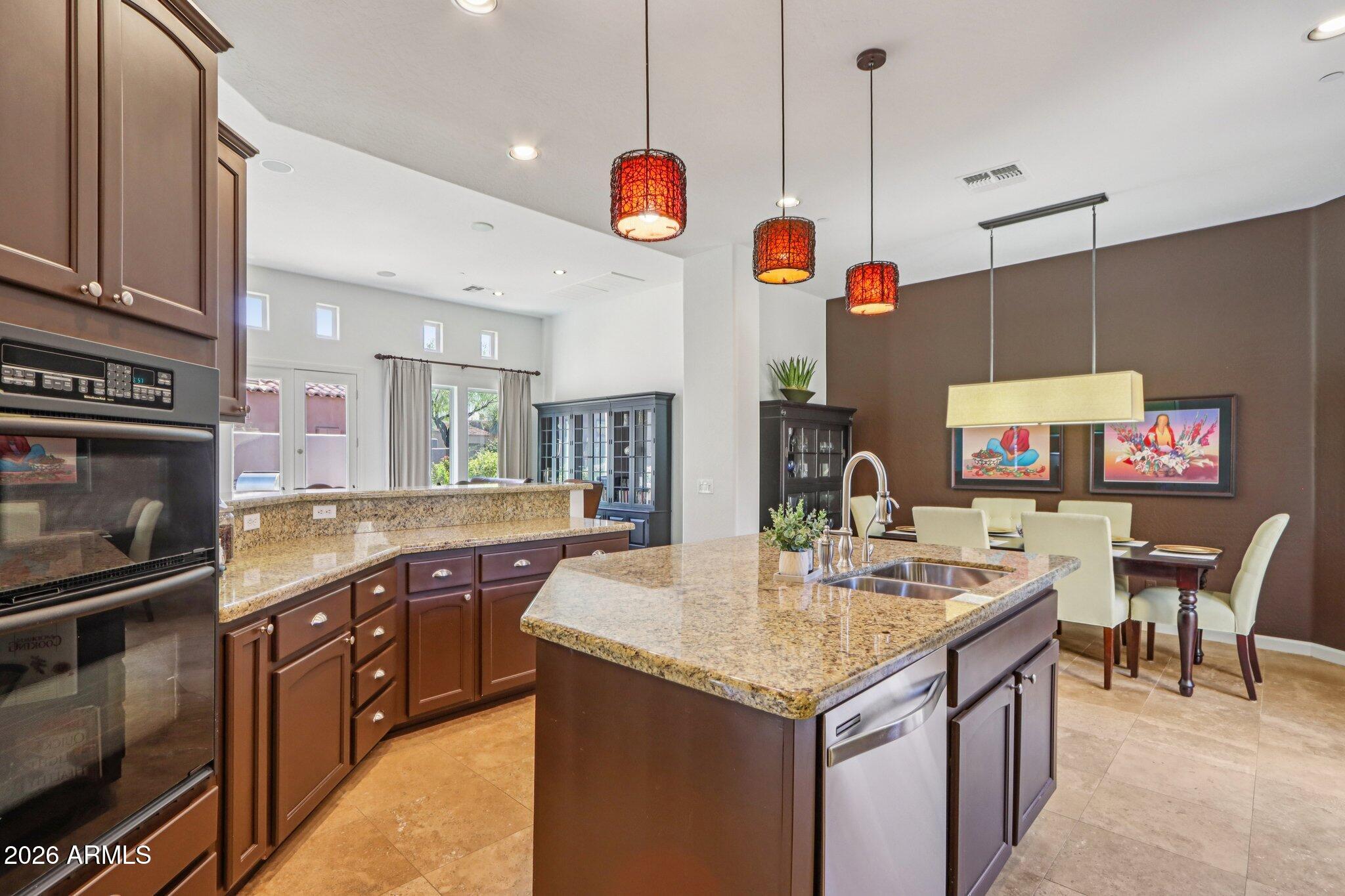 8464 E GILDED PERCH Drive