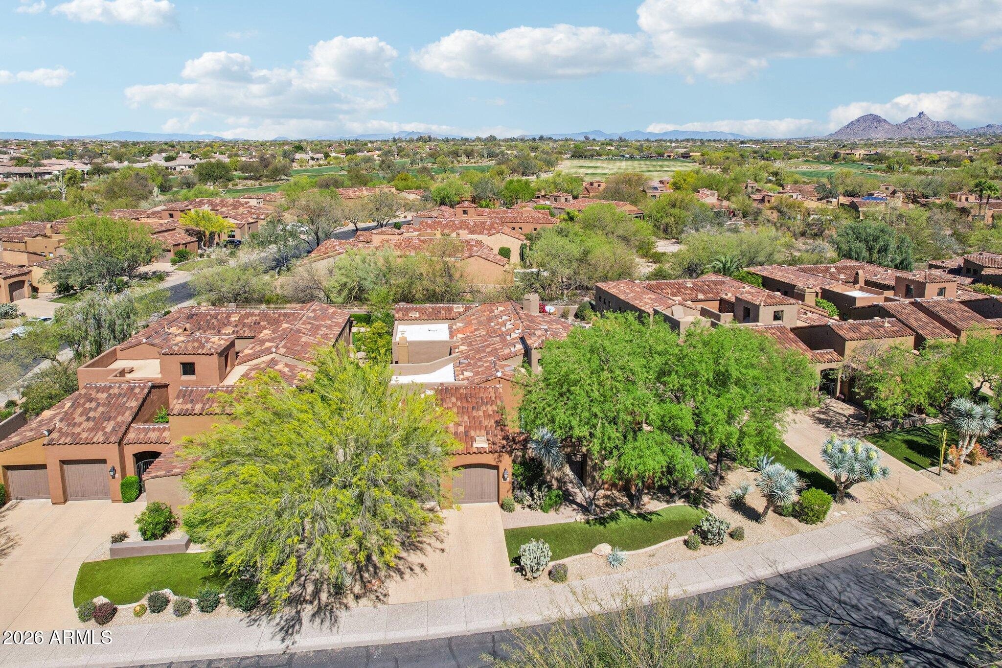 8464 E GILDED PERCH Drive