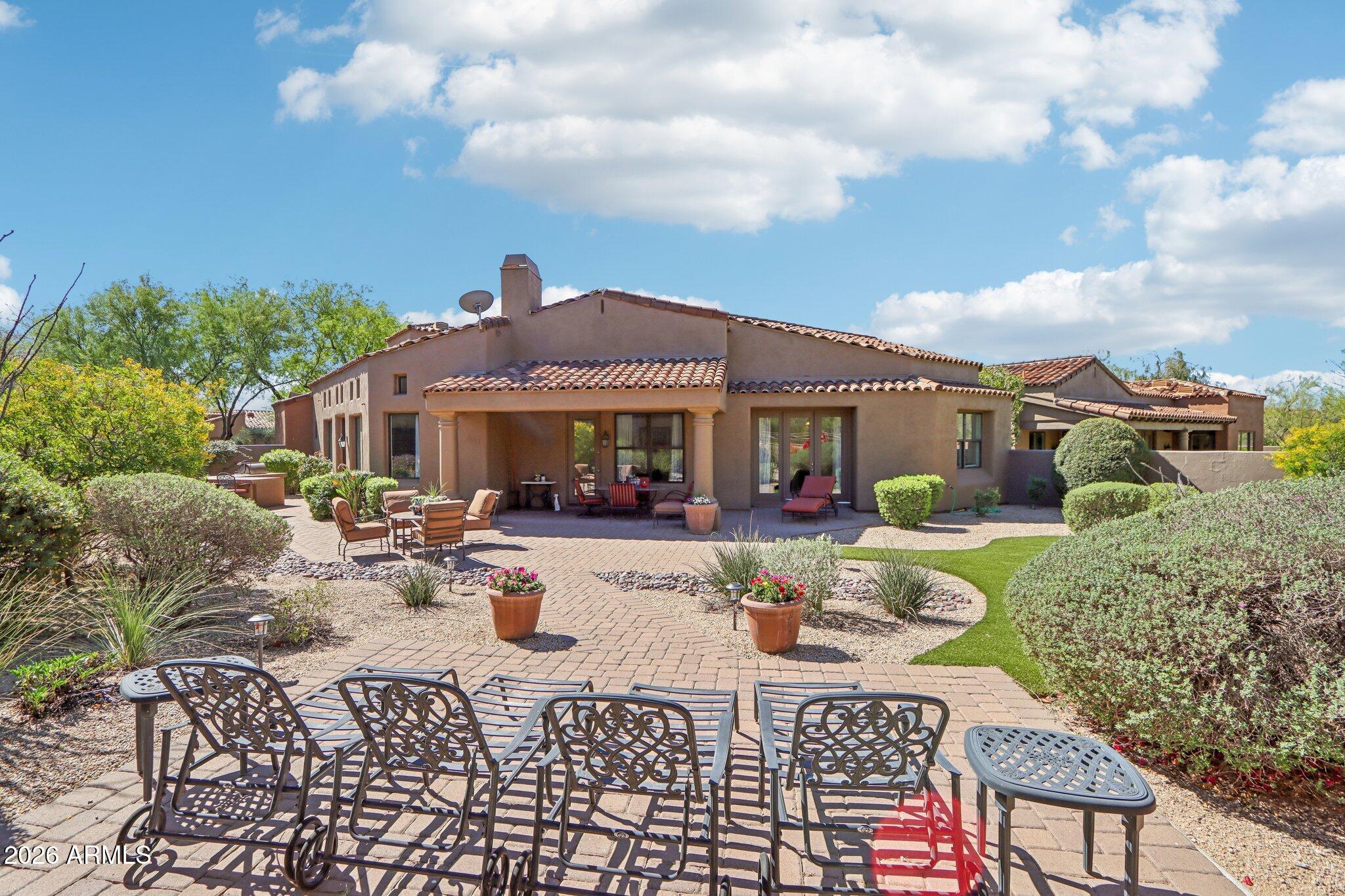 8464 E GILDED PERCH Drive