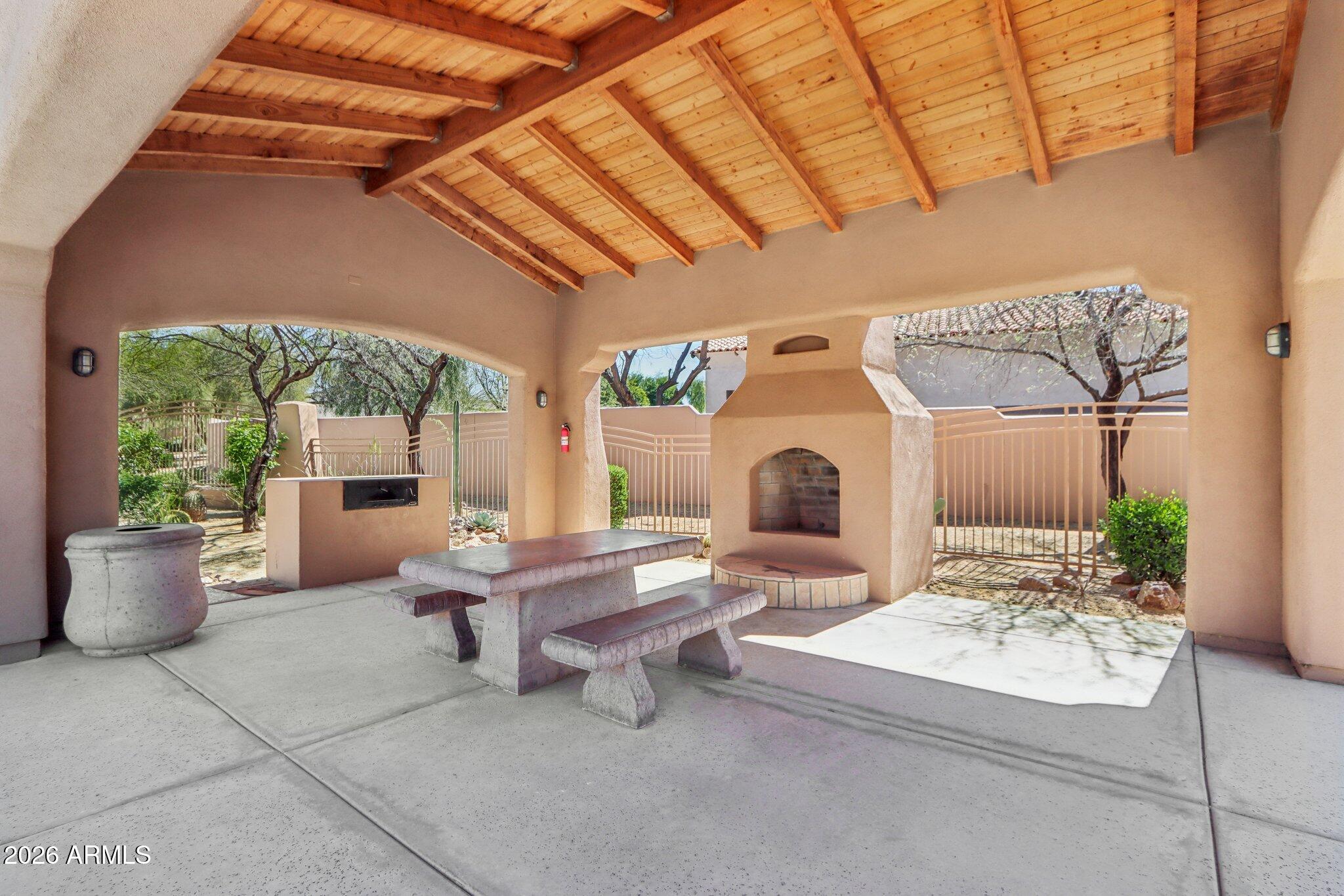 8464 E GILDED PERCH Drive