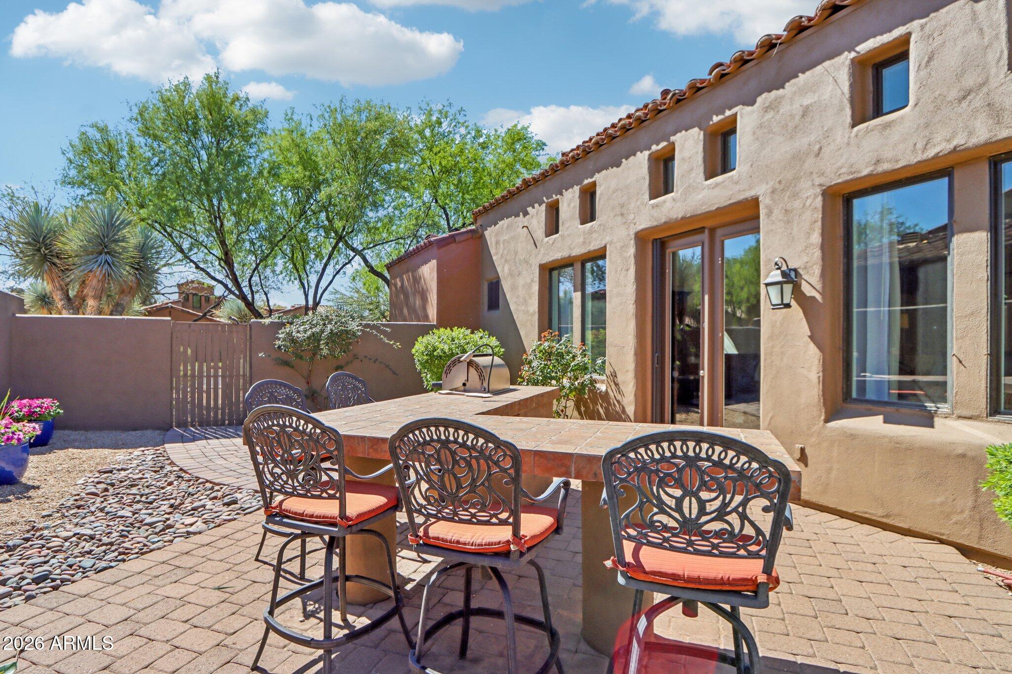 8464 E GILDED PERCH Drive