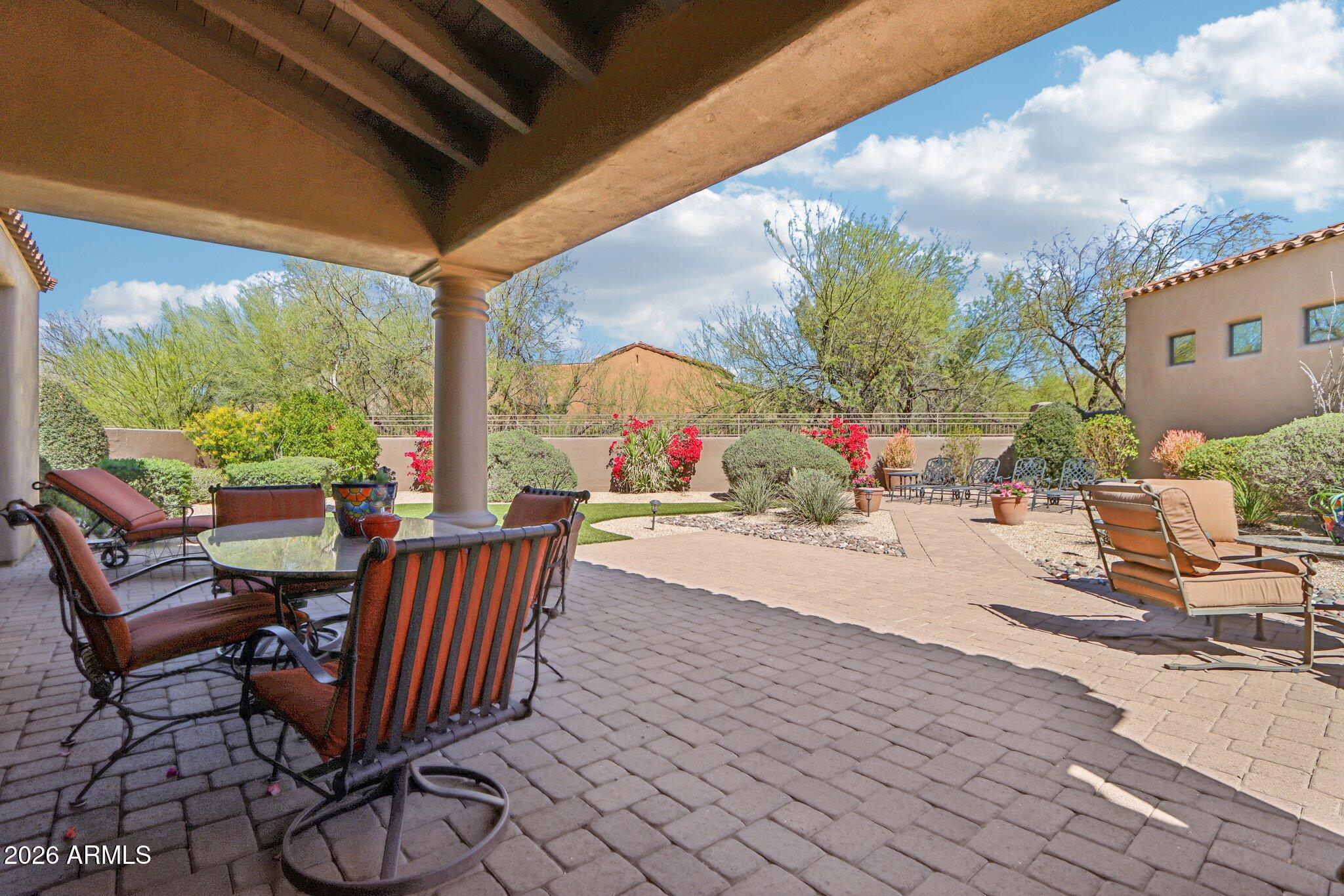 8464 E GILDED PERCH Drive