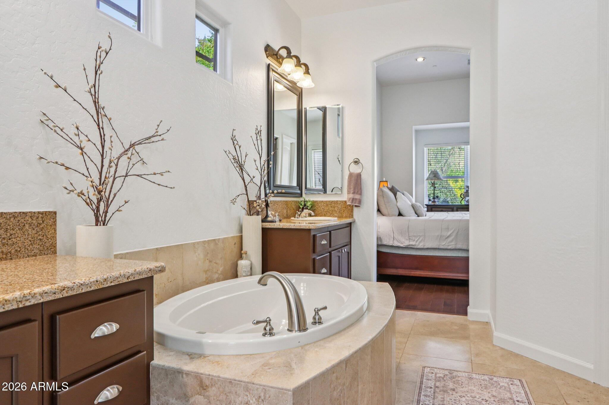 8464 E GILDED PERCH Drive