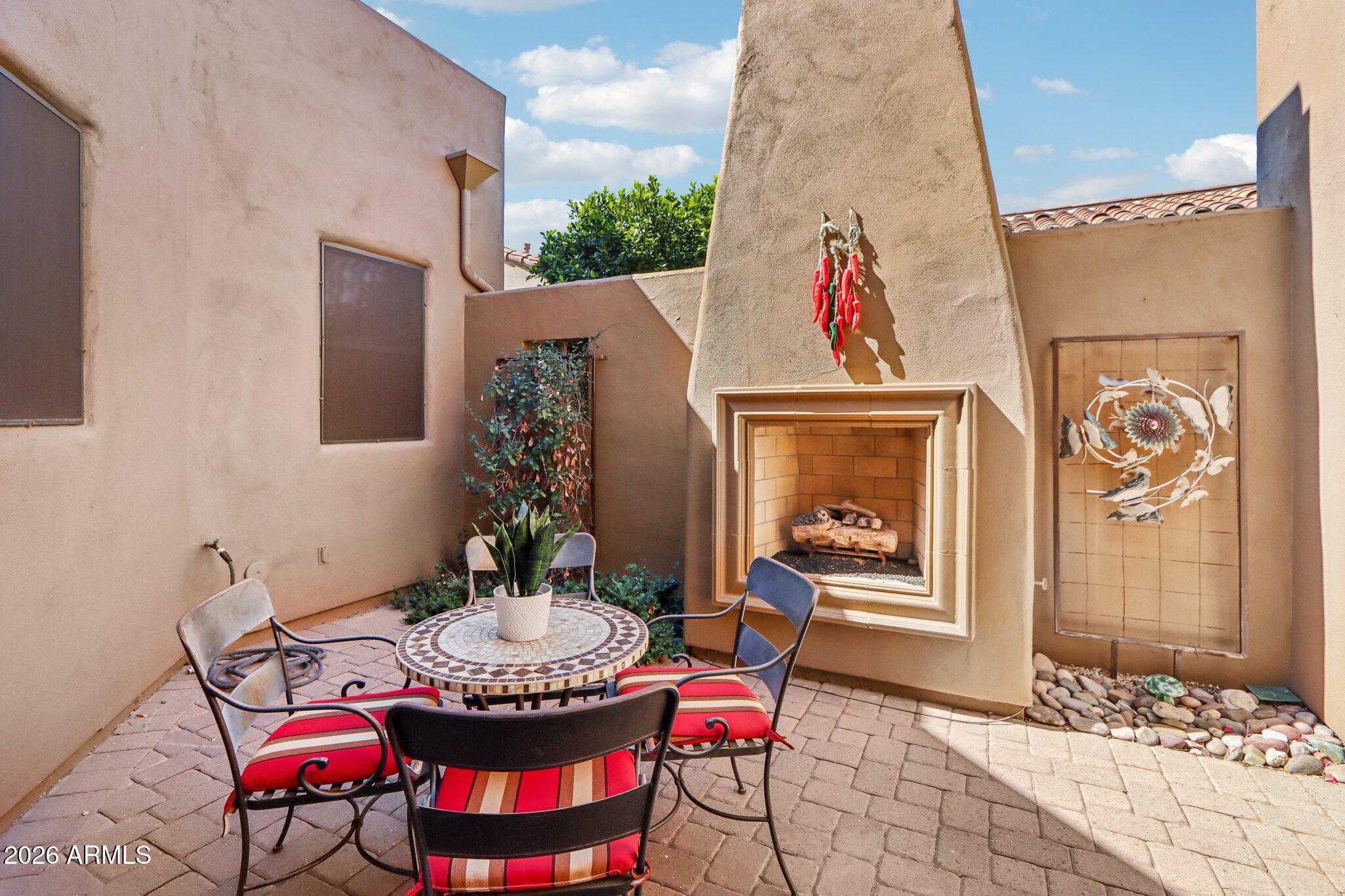 8464 E GILDED PERCH Drive