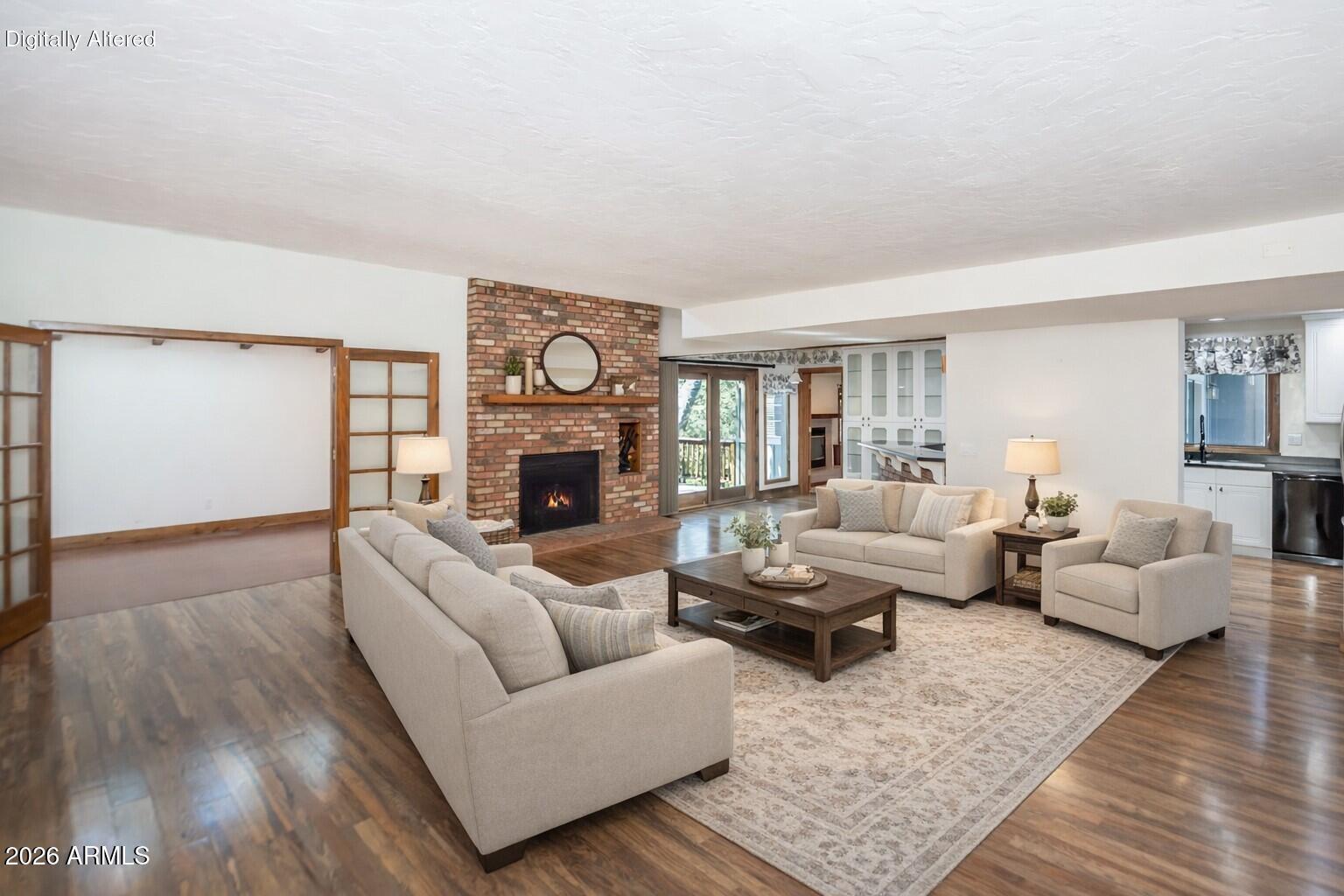1106 E TIMBER RIDGE Road