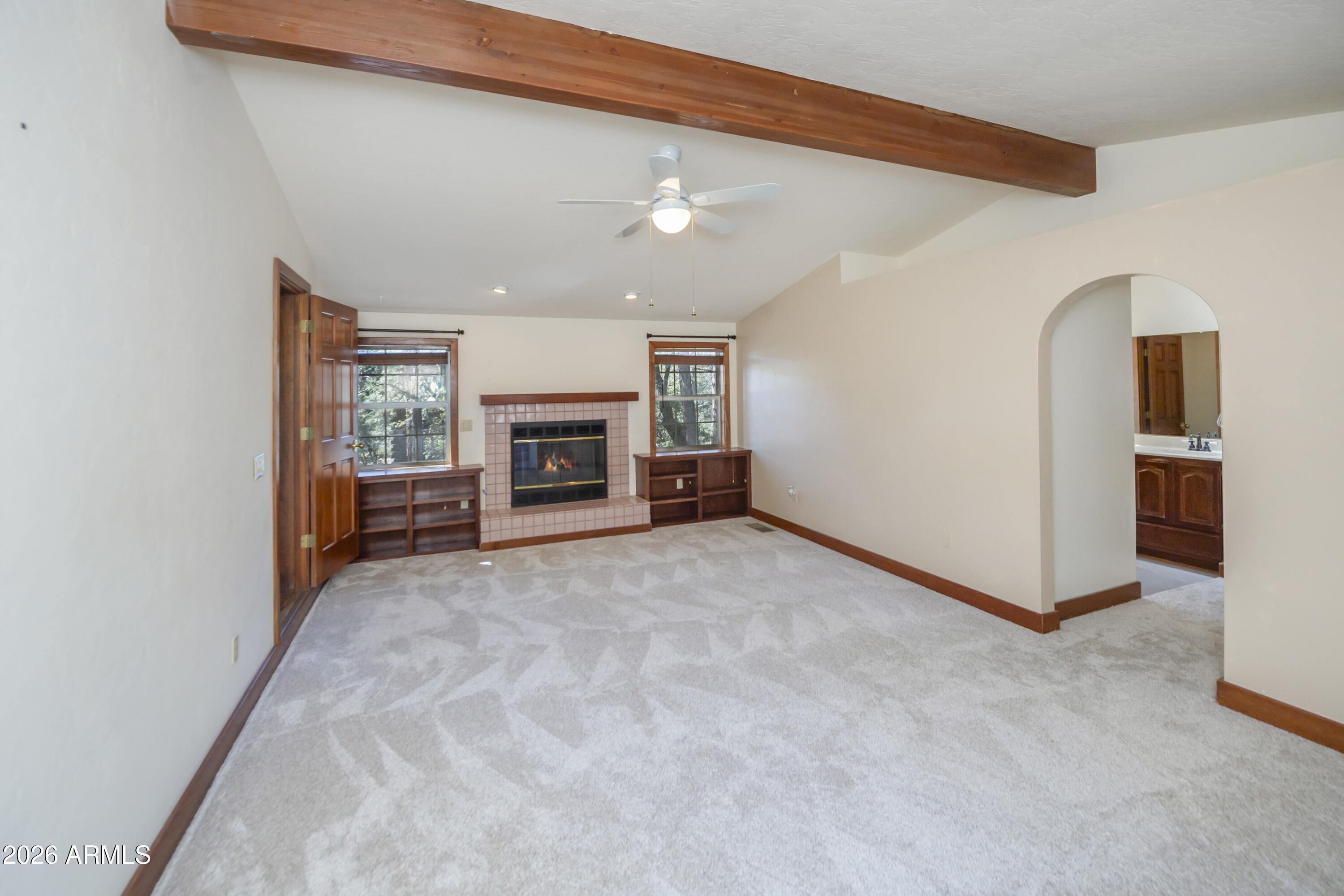 1106 E TIMBER RIDGE Road
