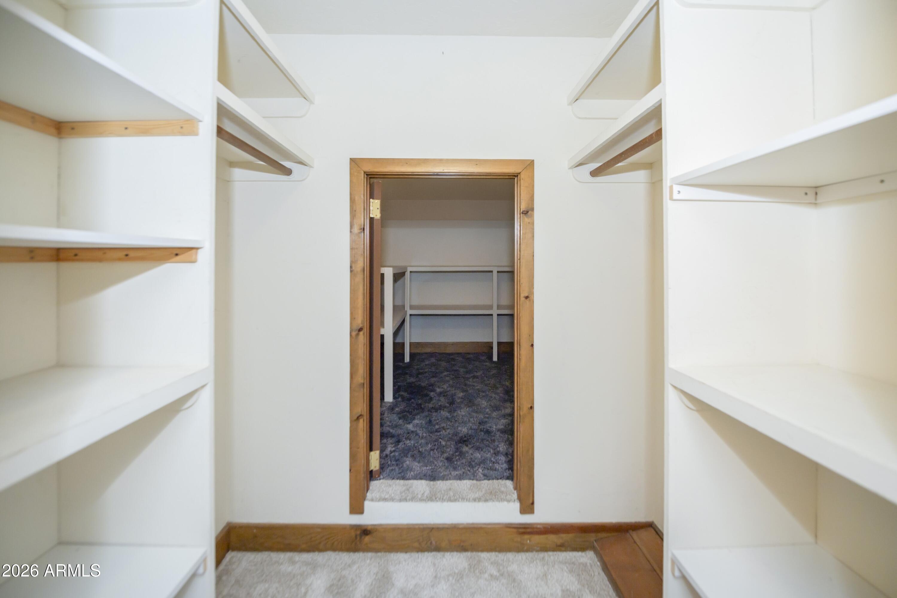 1106 E TIMBER RIDGE Road