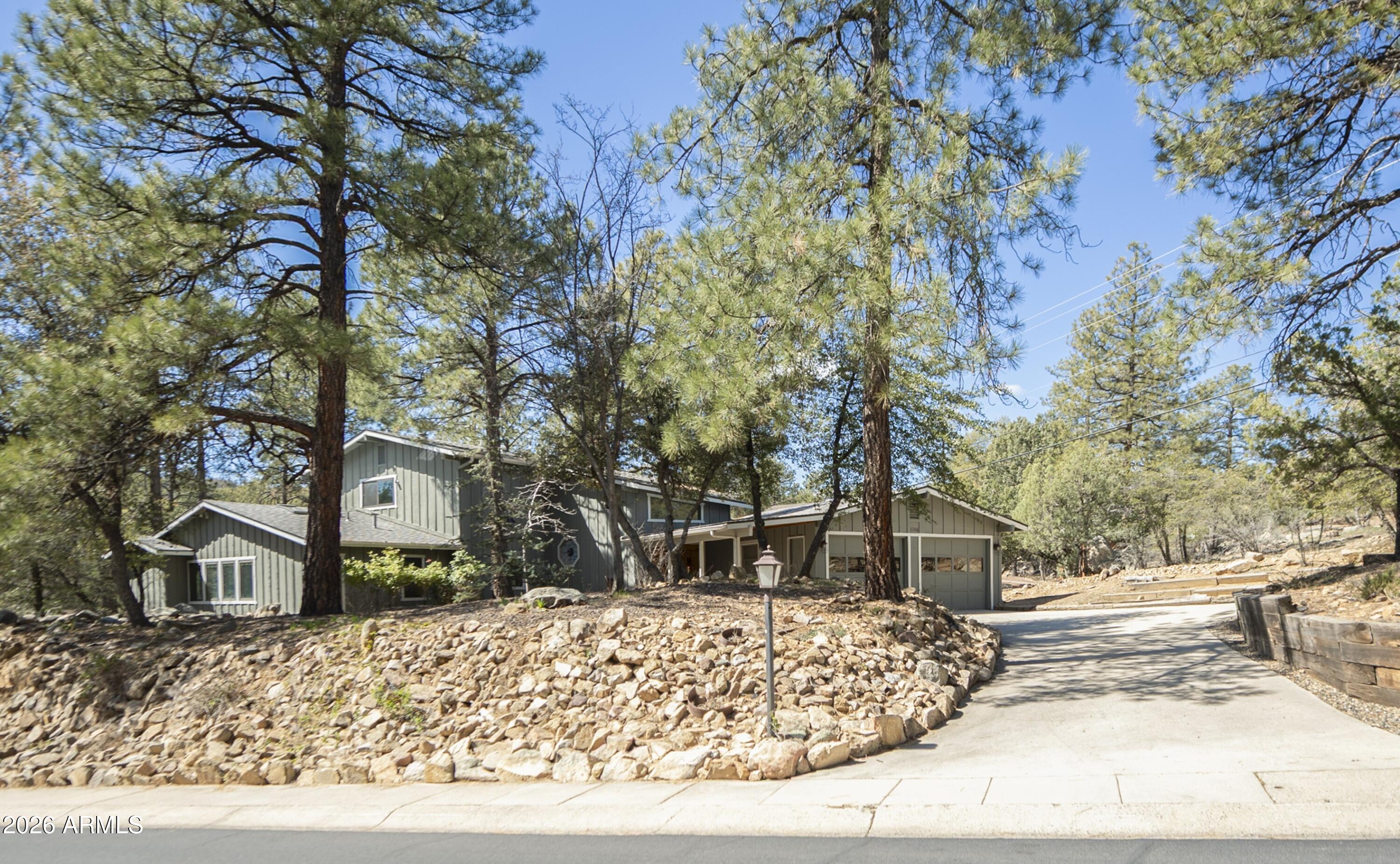 1106 E TIMBER RIDGE Road