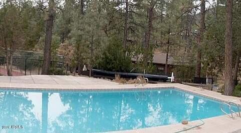 1106 E TIMBER RIDGE Road