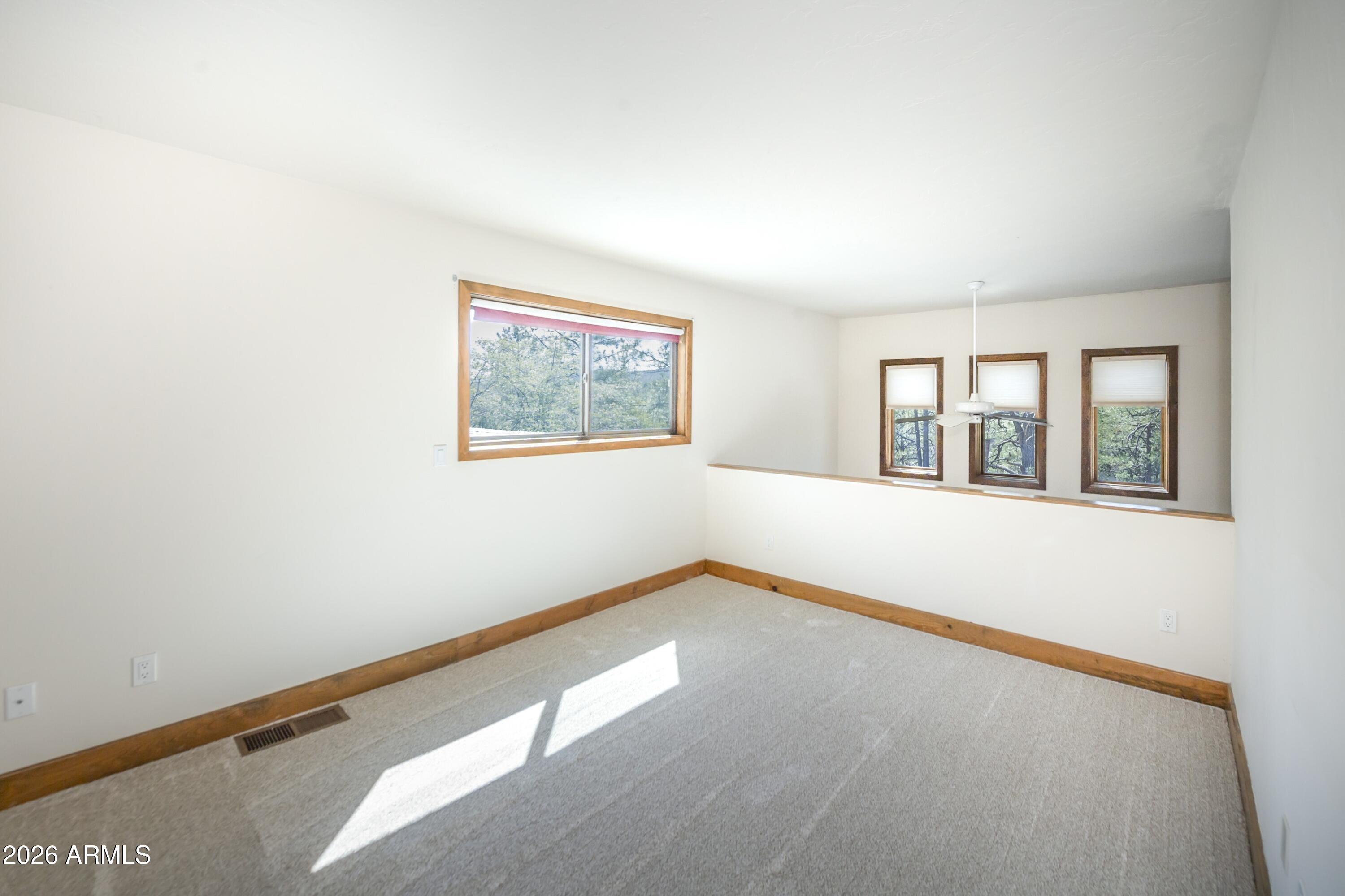 1106 E TIMBER RIDGE Road