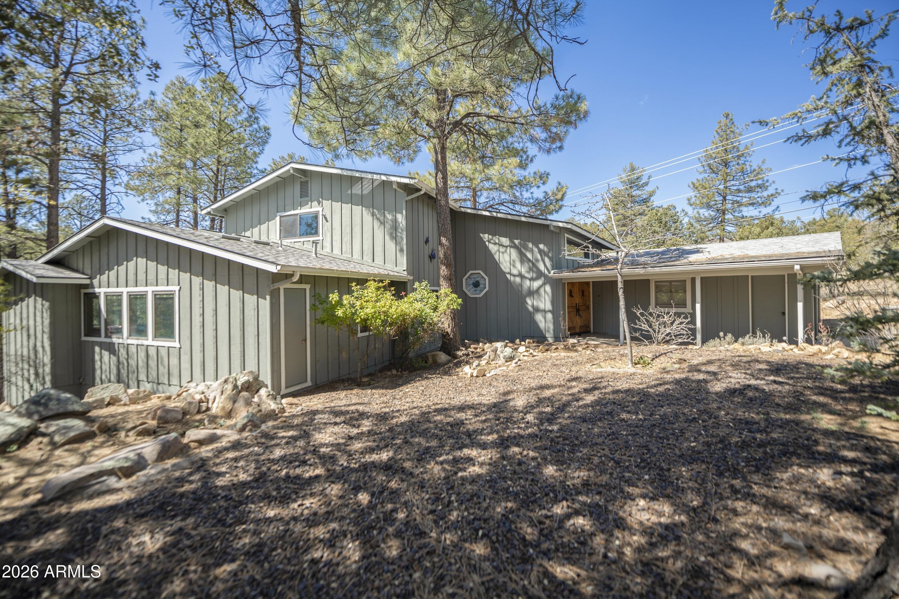 1106 E TIMBER RIDGE Road