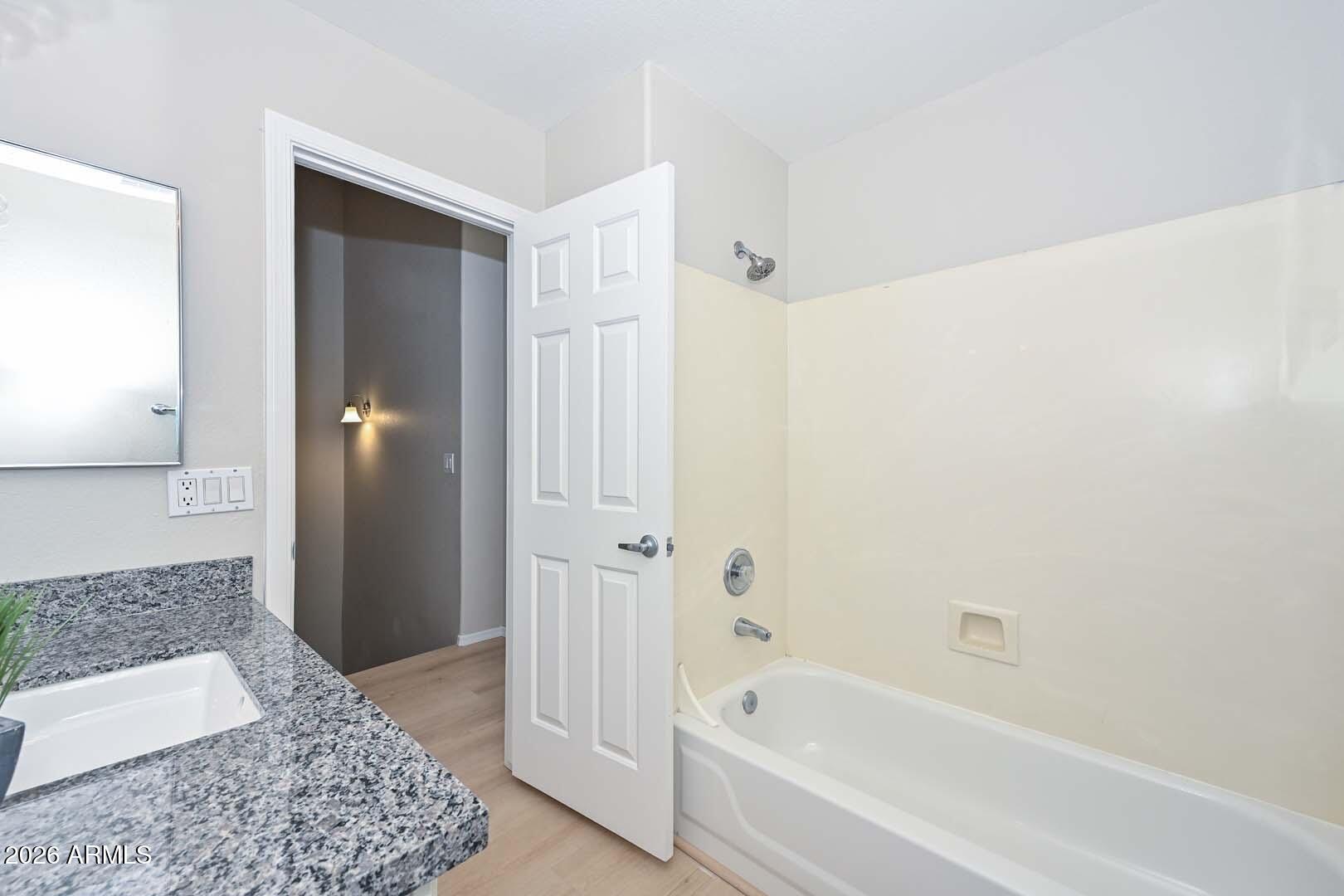 4805 E KACHINA Trail 10