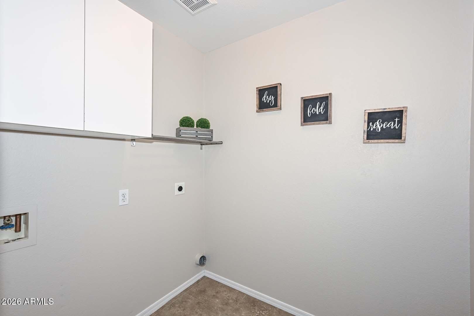 4805 E KACHINA Trail 10